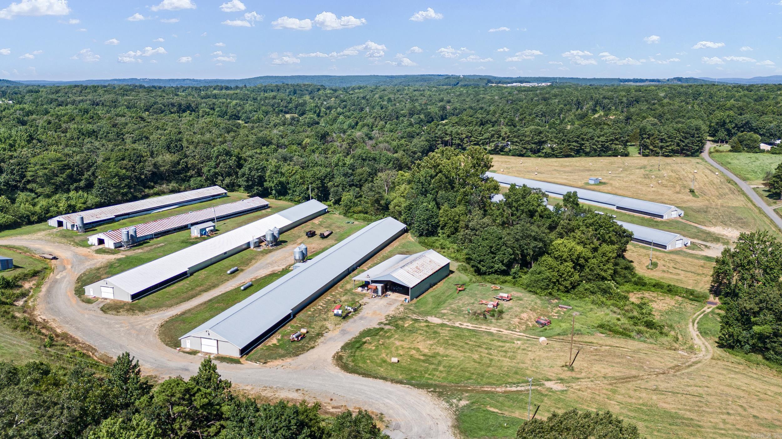 799 Barrens Community Rd  Clinton, AR