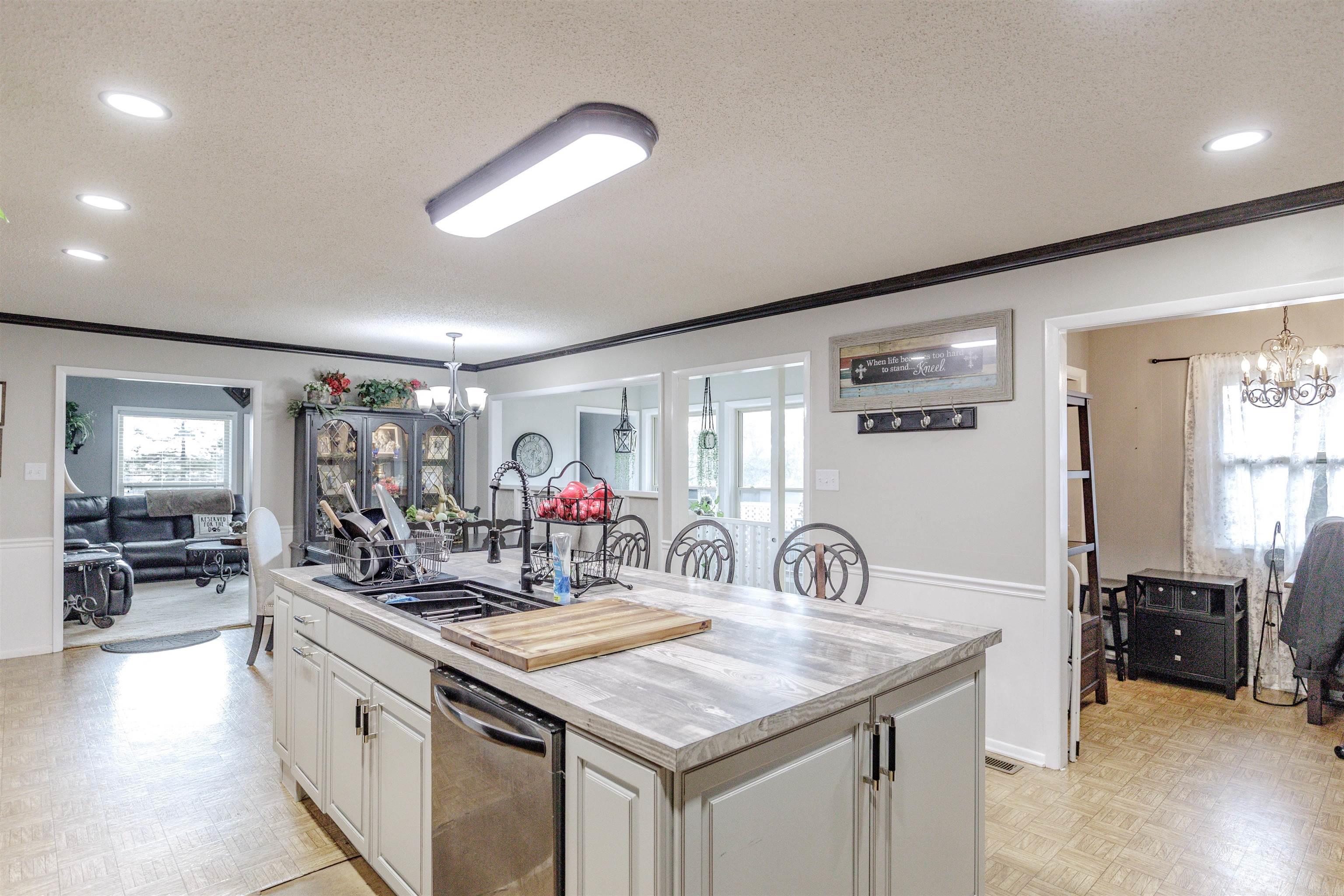 1717 N Fourche Avenue Perryville, AR 72126