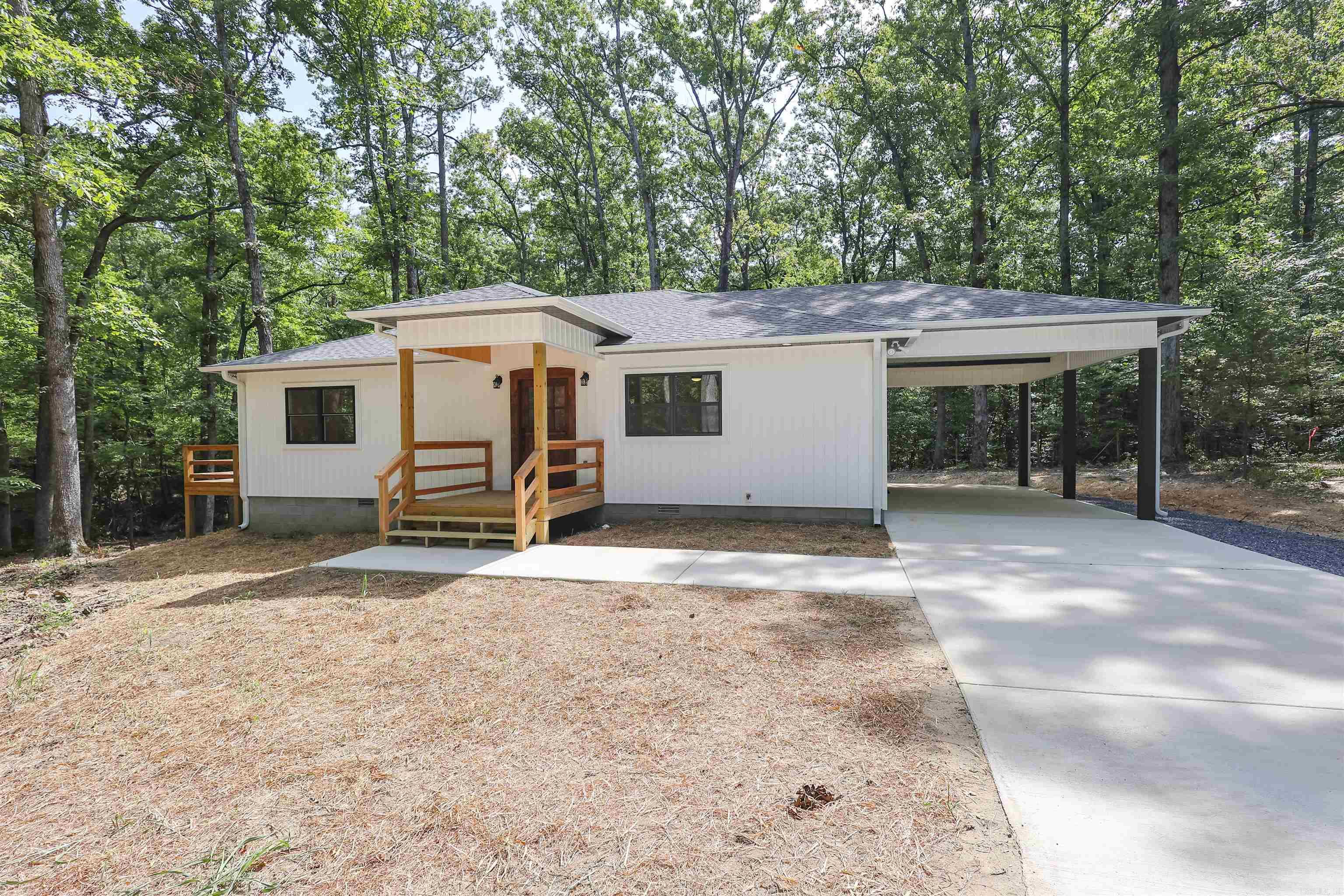 260 Hall Street Mount Ida, AR 71957