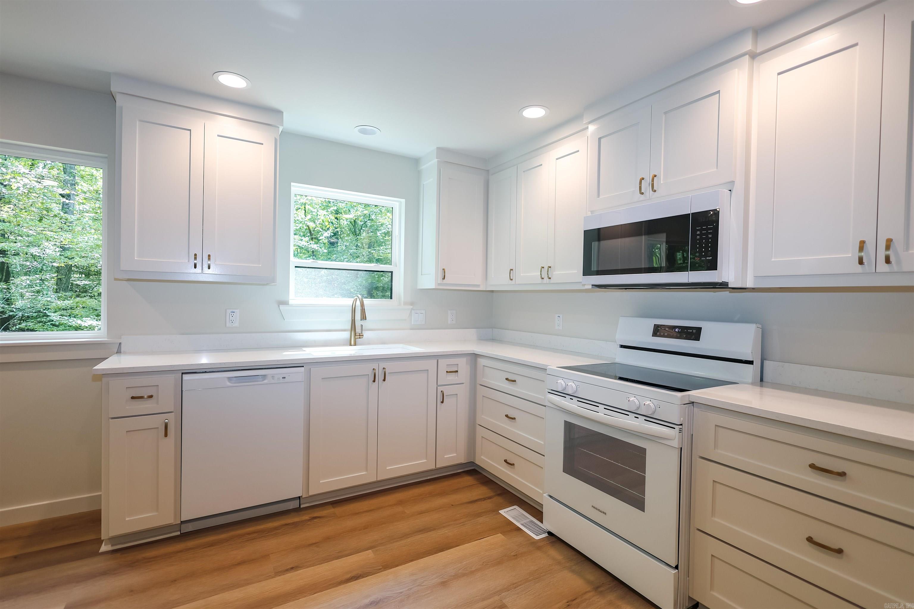 260 Hall Street Mount Ida, AR 71957