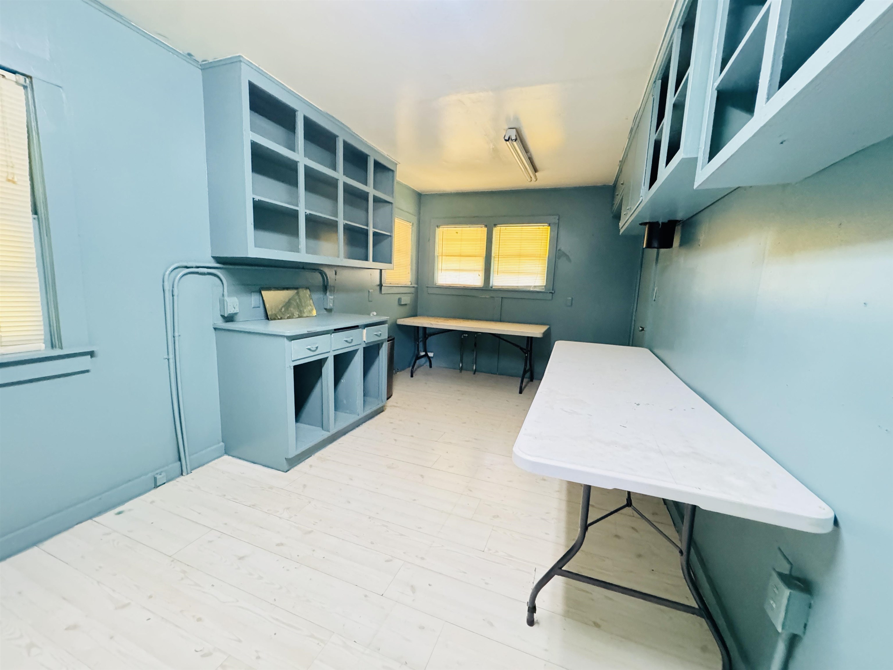 41 S Spring Street  Melbourne, AR