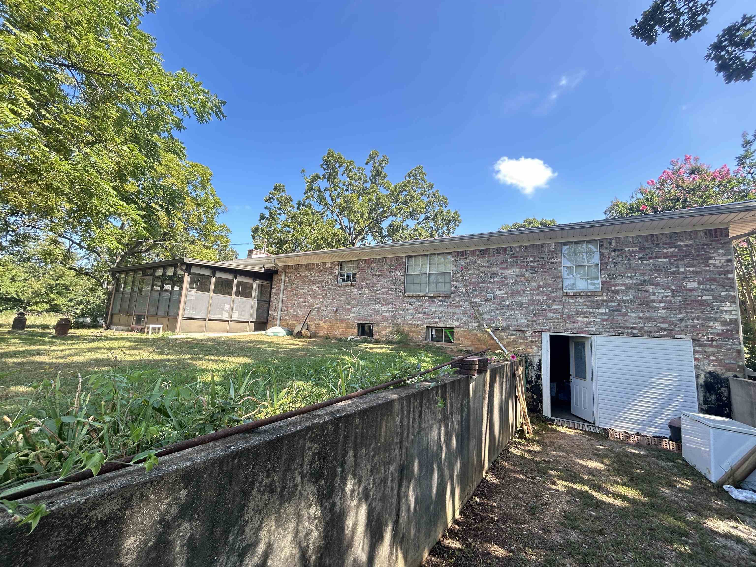 152 E Turkey Pen  Highland, AR