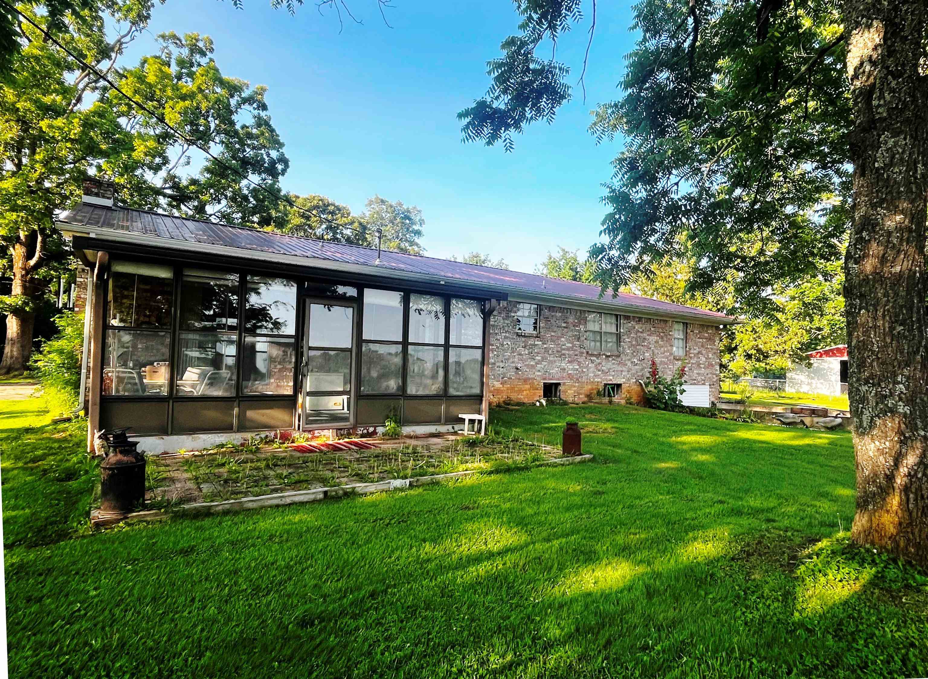 152A E Turkey Pen Road Highland, AR 72542