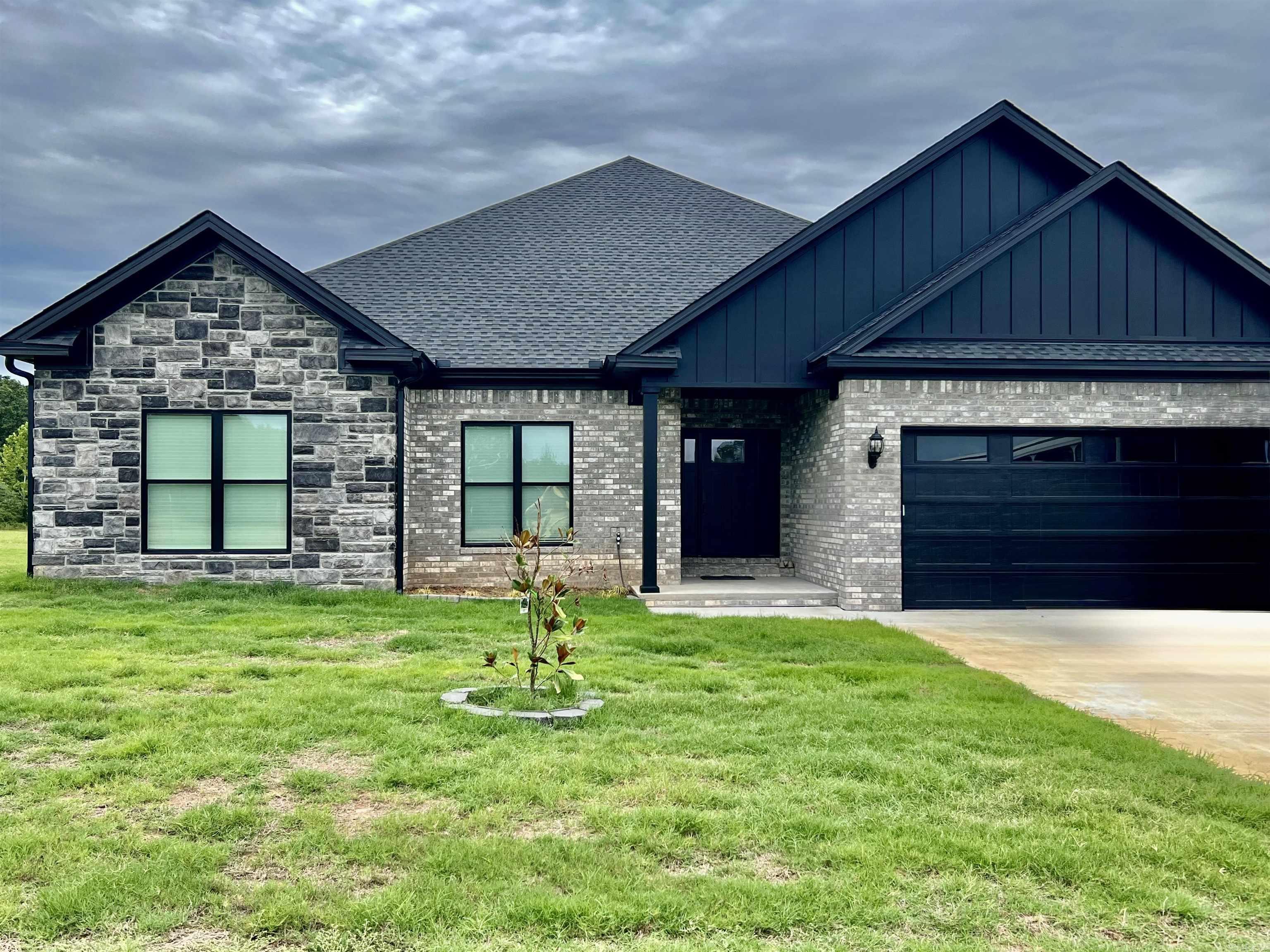 46 Addi Ln Conway, AR 72032