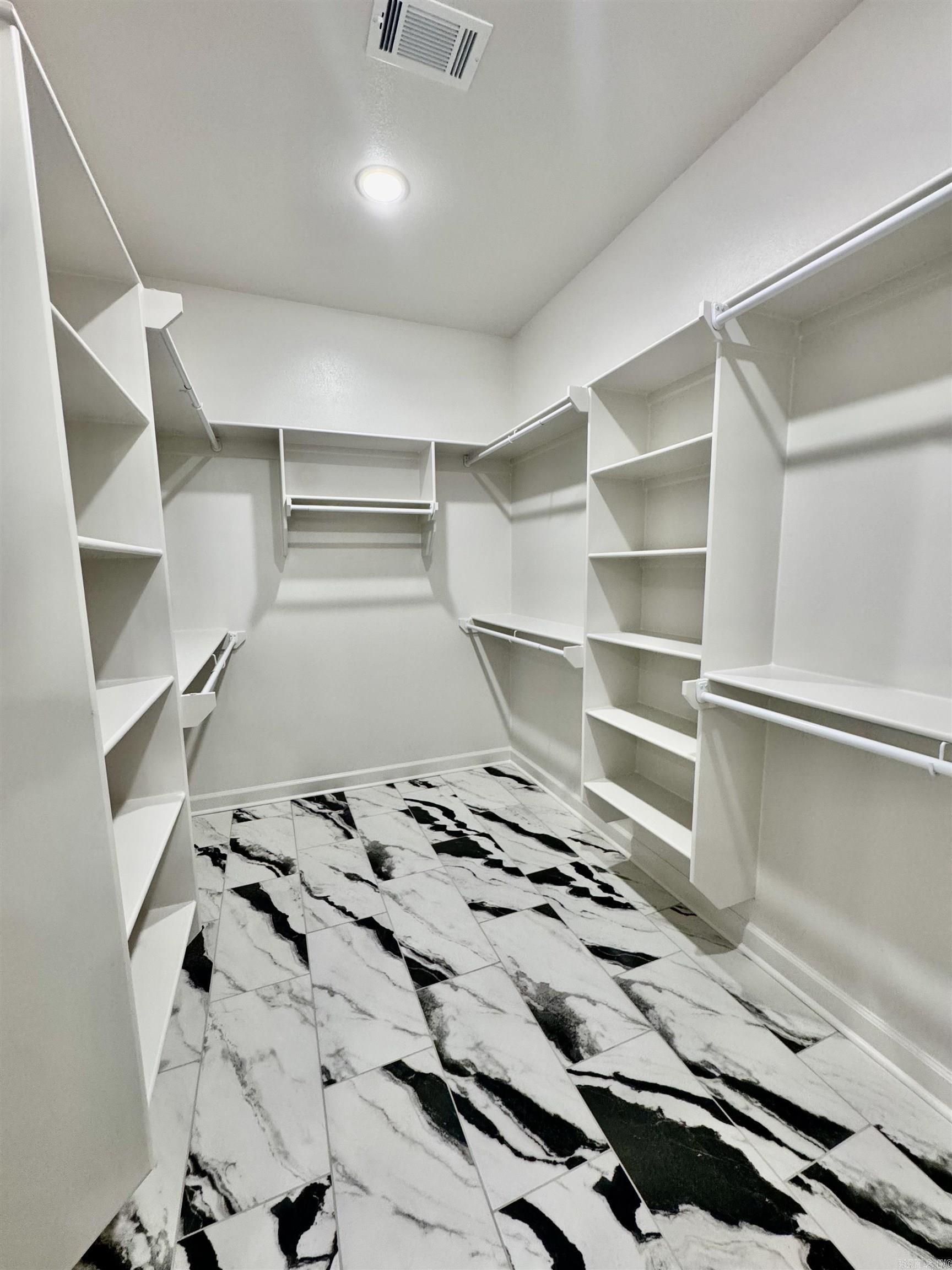 46 Addi Ln Conway, AR 72032