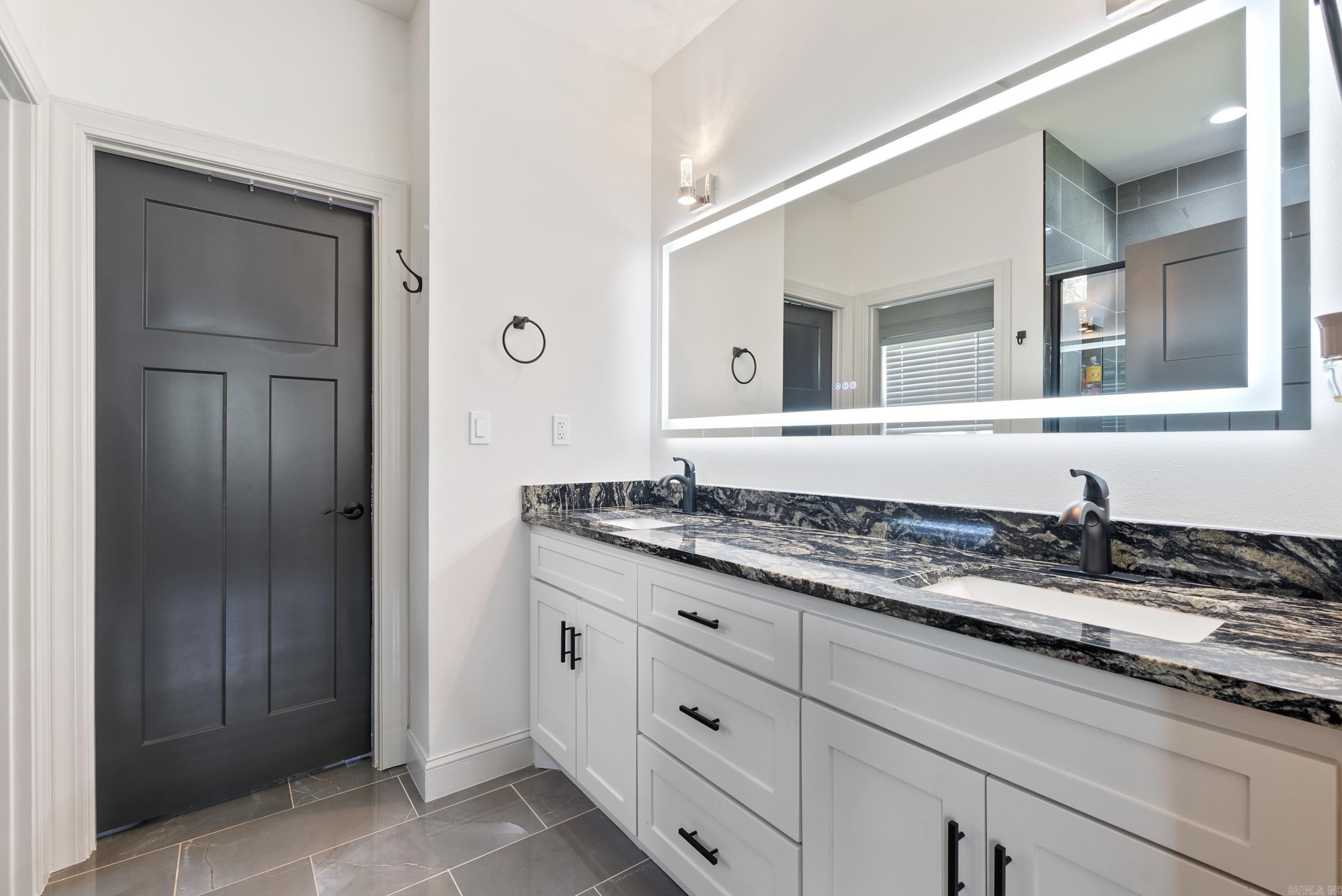 8 Fiegel Loop  Conway, AR