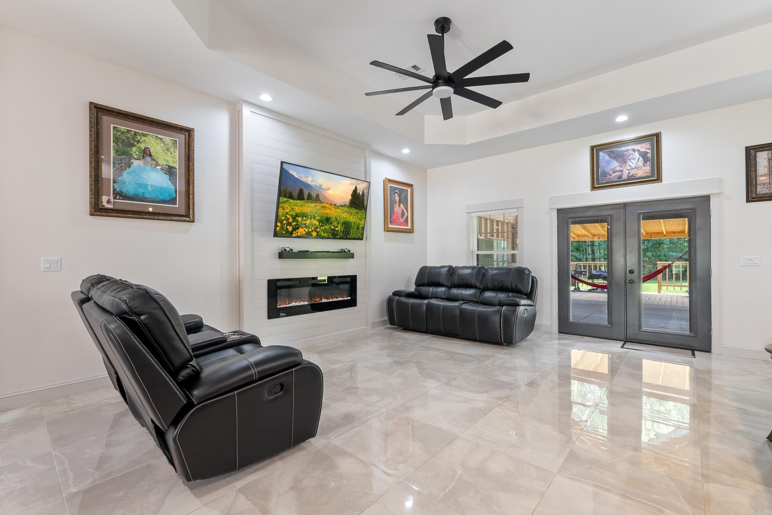 8 Fiegel Loop  Conway, AR