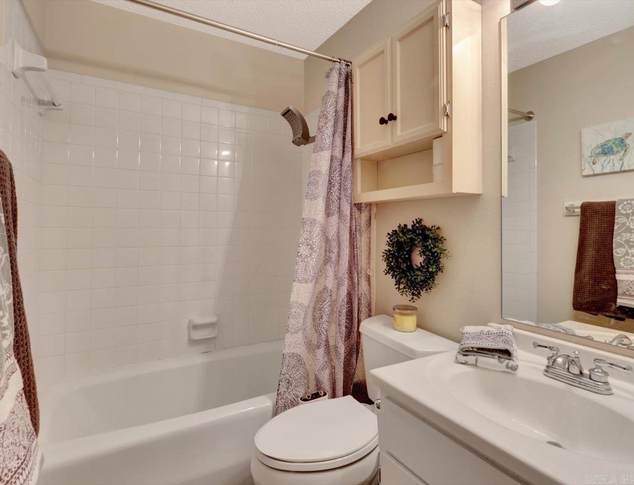 1137 Twin Points Rd Road Hot Springs, AR 71913