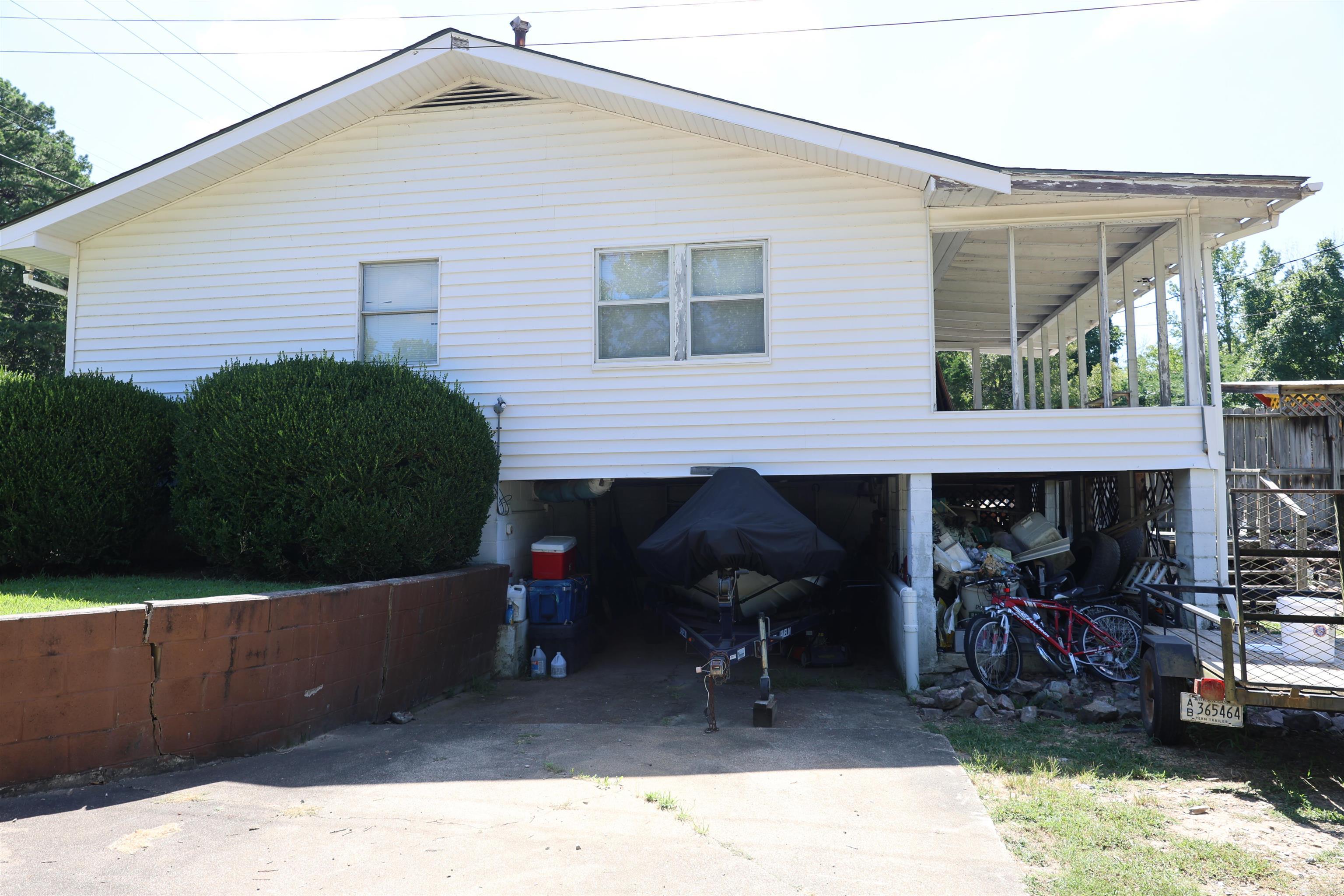 901 Highway 270  Mount Ida, AR