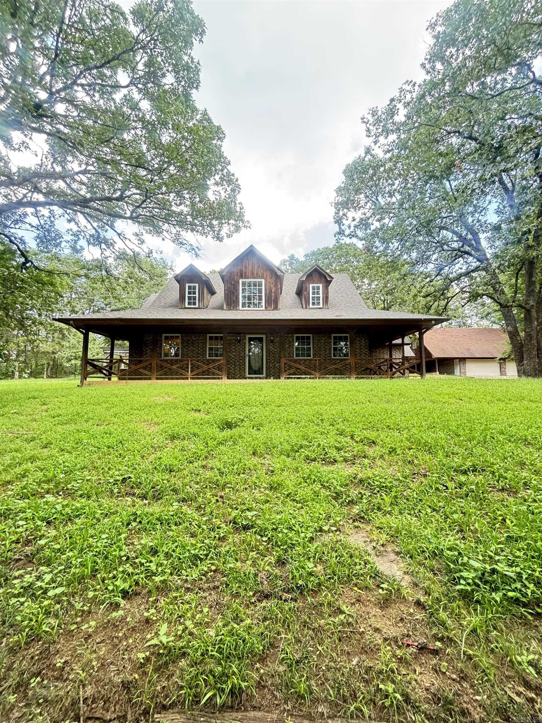 13 Artesian Well Road New Blaine, AR 72851