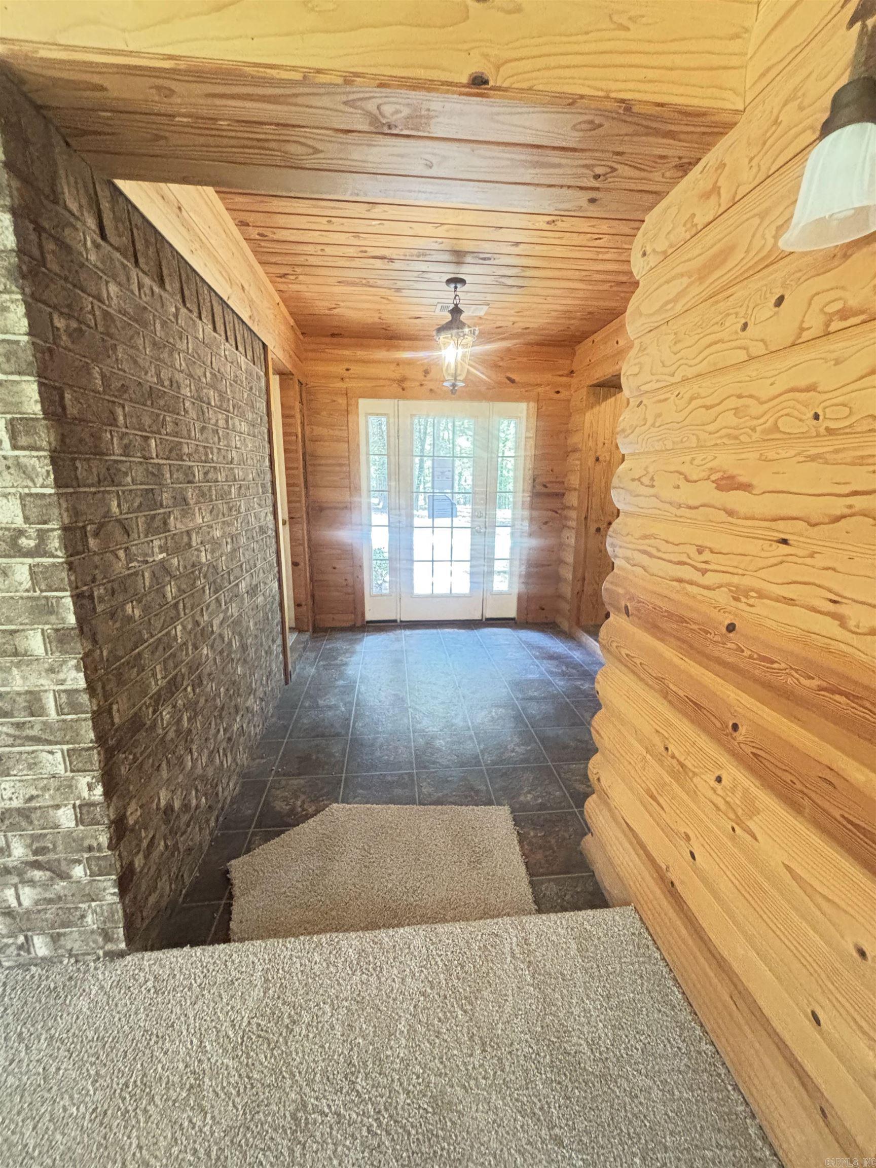 13 Artesian Well Road New Blaine, AR 72851