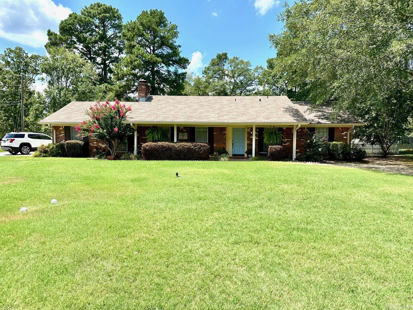 6807 Wilhelmina Cove Pine Bluff, AR 71603-0000