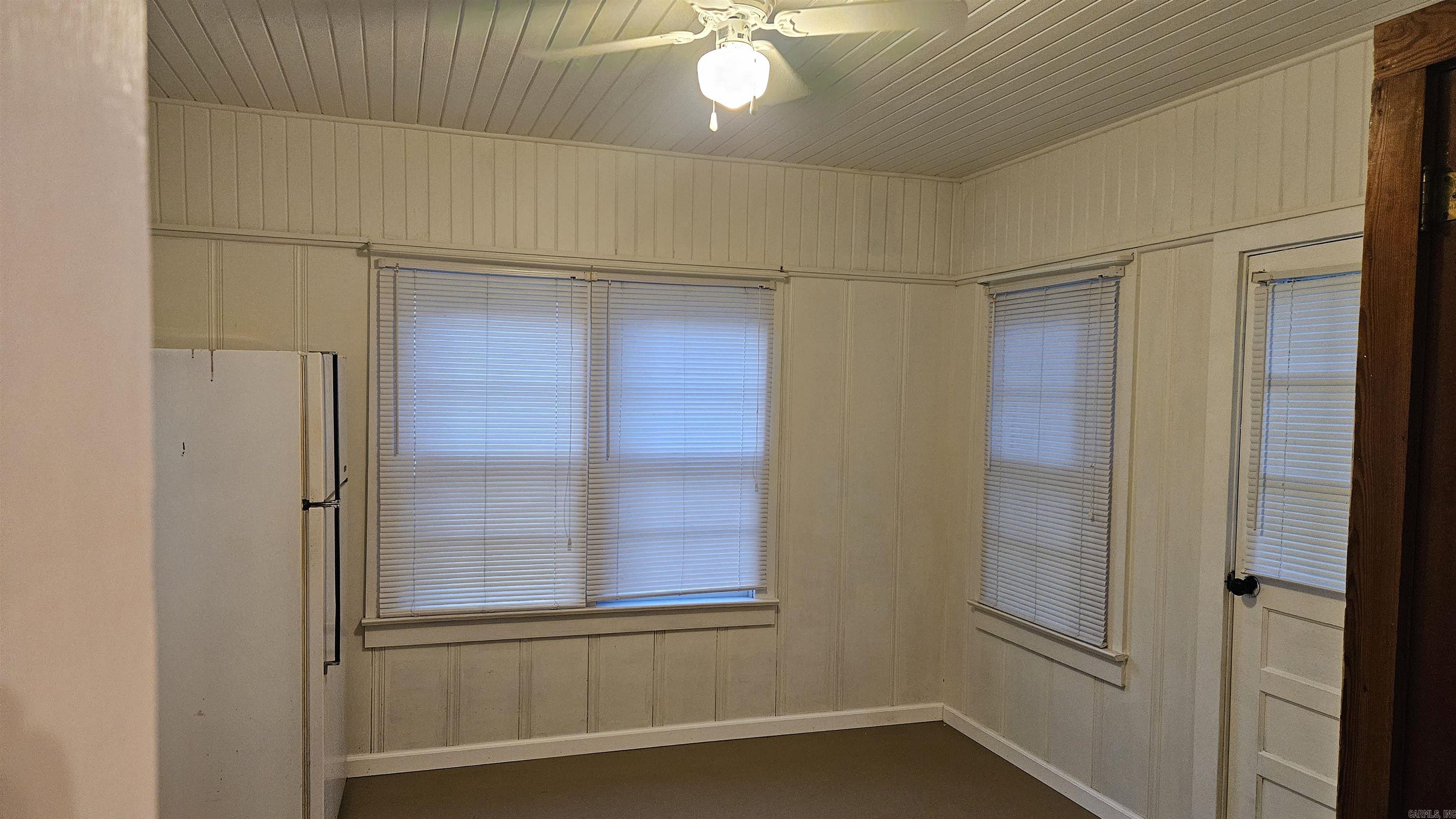 210 S Valley St  Rector, AR