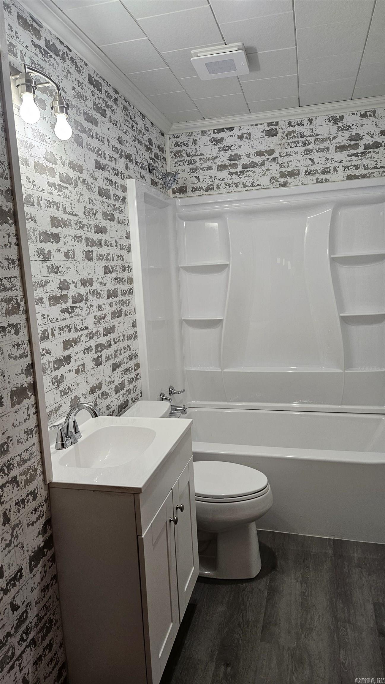 210 S Valley St  Rector, AR