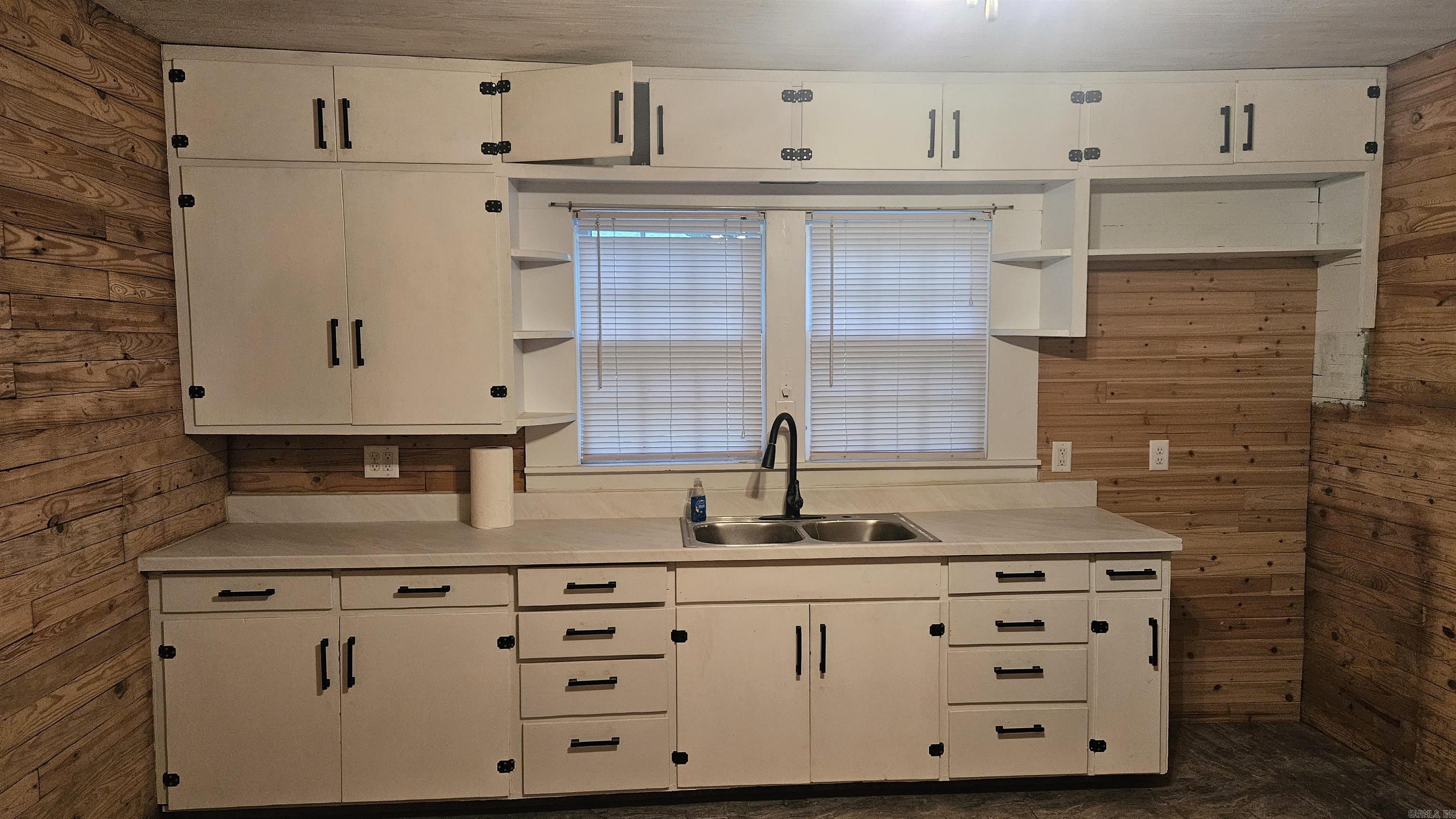 210 S Valley St  Rector, AR