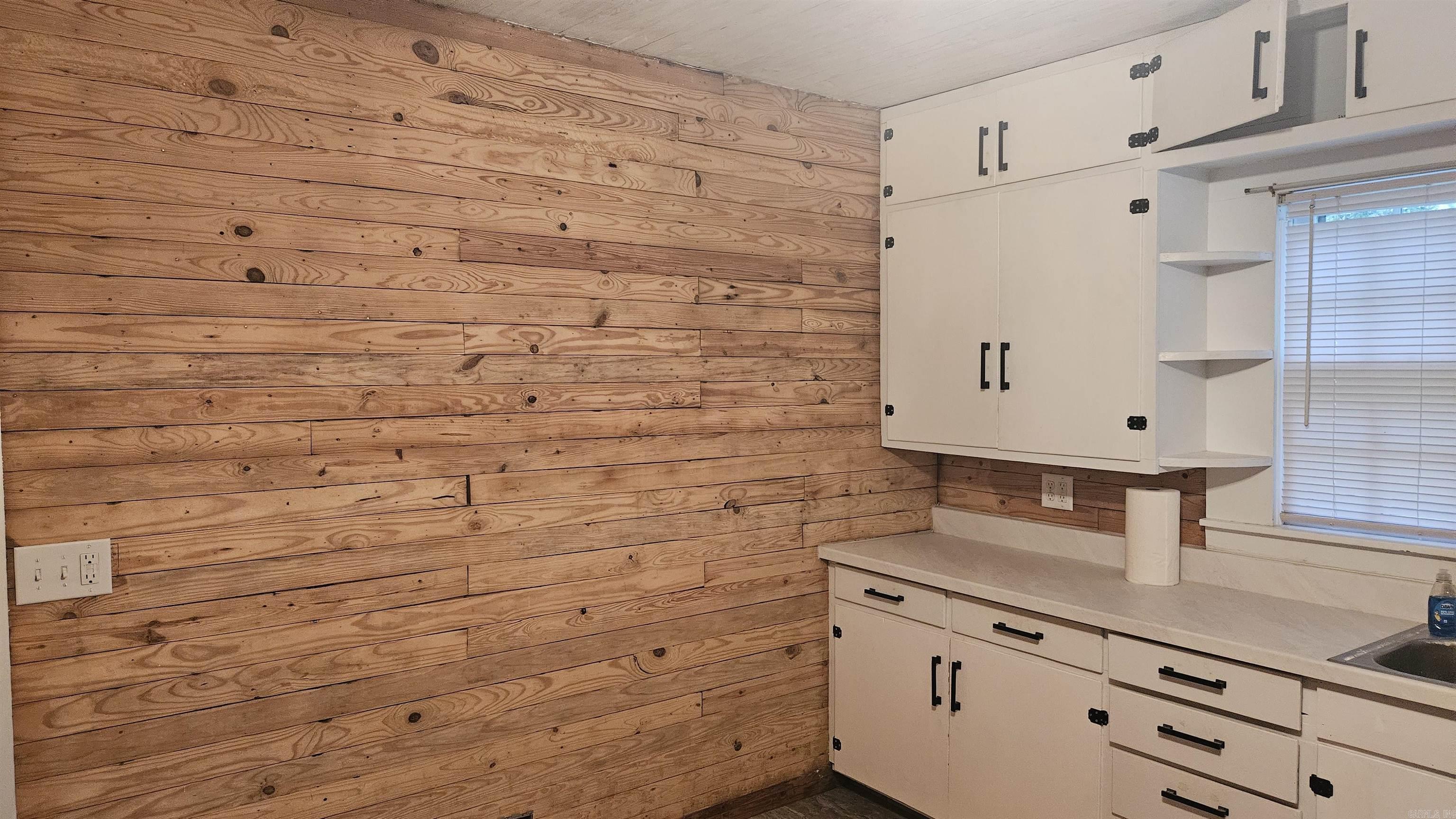 210 S Valley St  Rector, AR