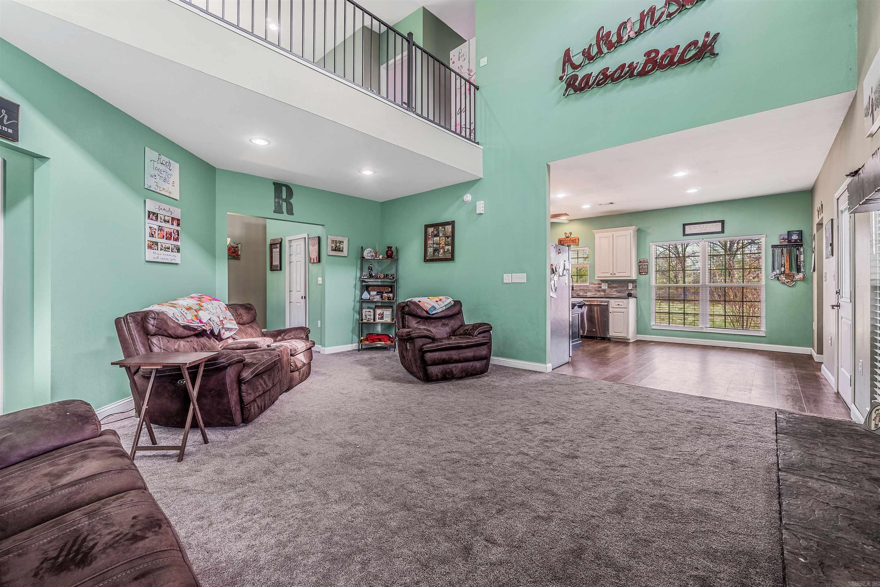 394 Copperas Gap  Houston, AR