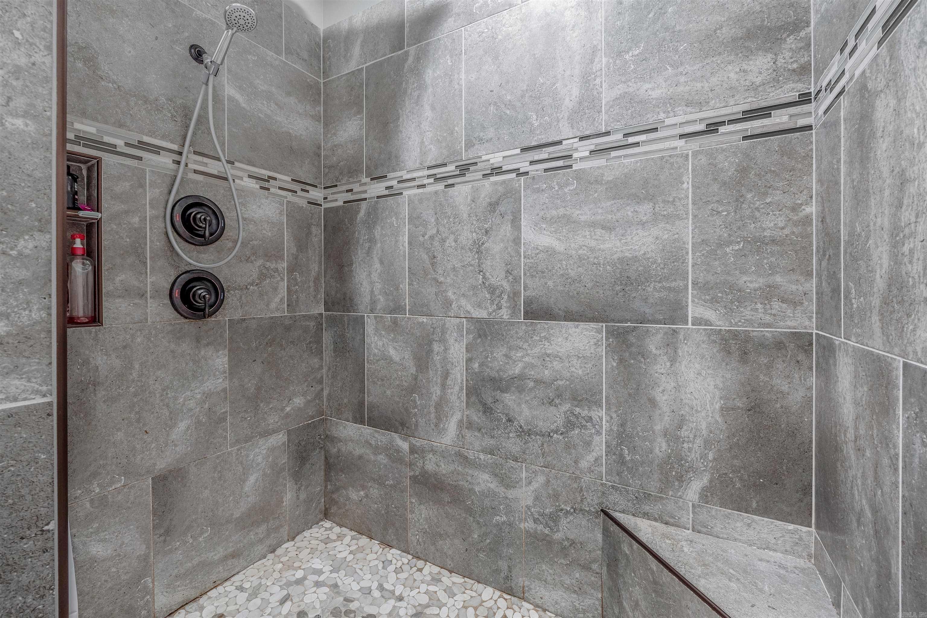 394 Copperas Gap  Houston, AR