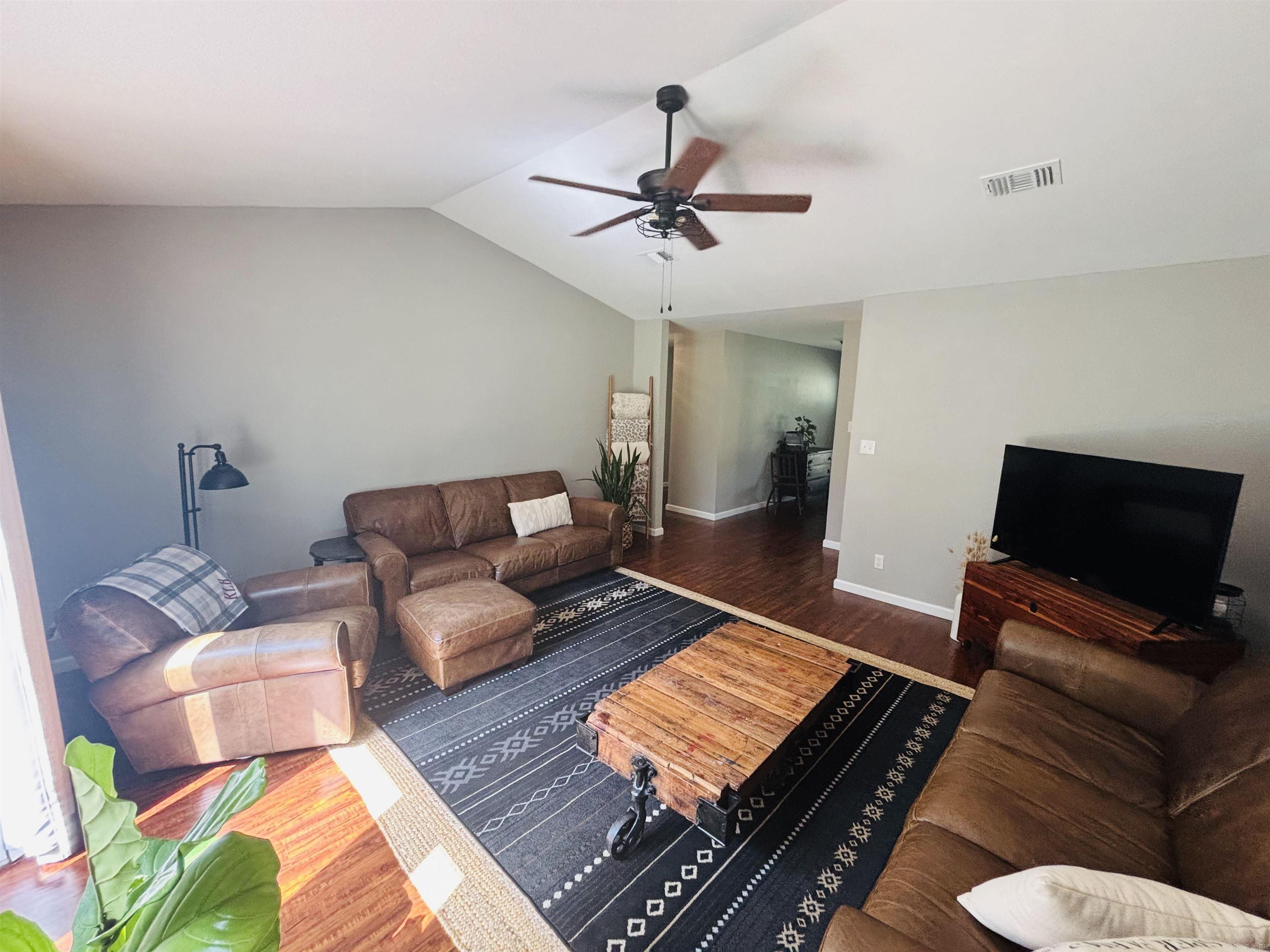 706 N 333 Highway Marshall, AR 72650