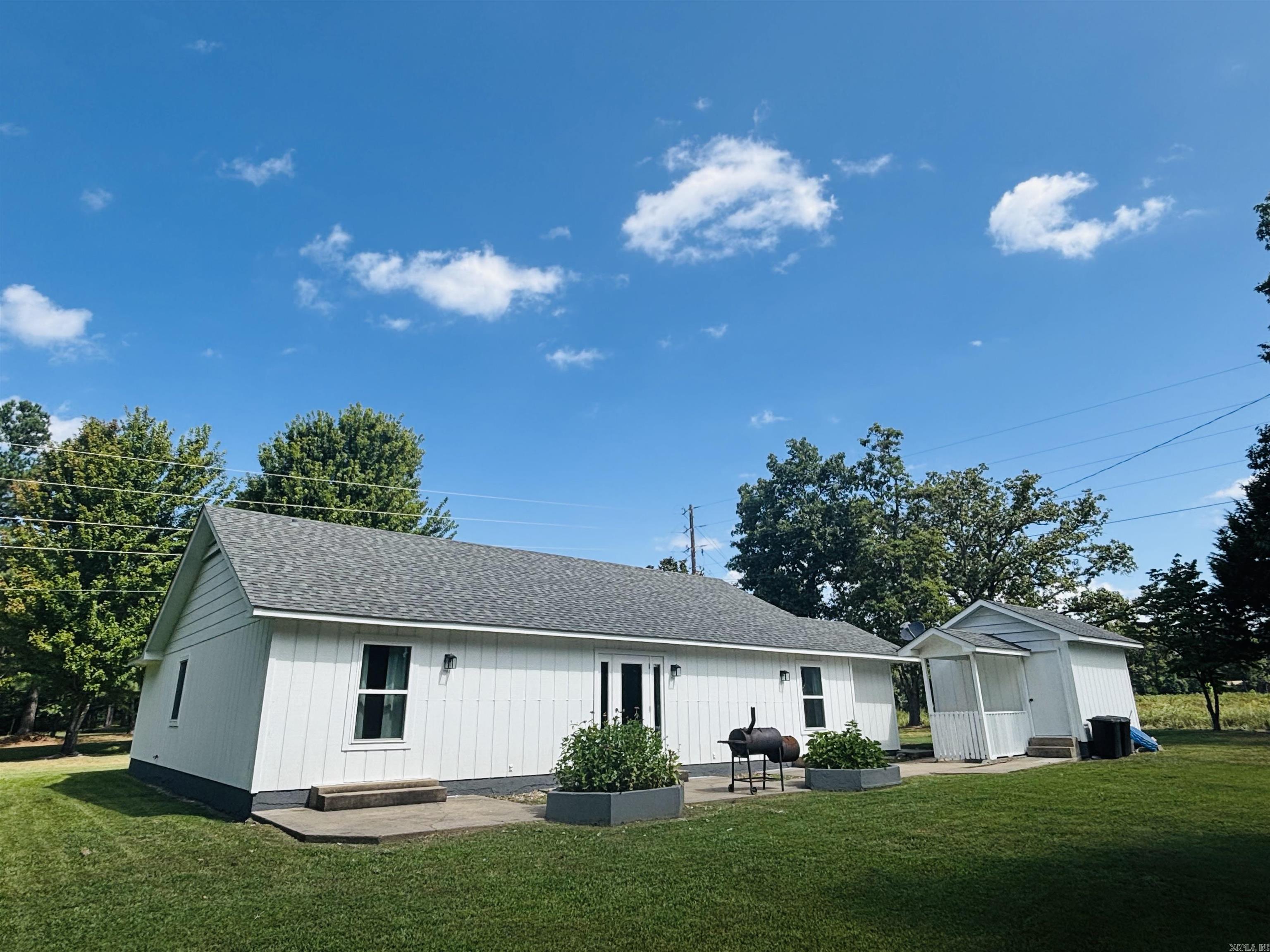 706 N 333 Highway Marshall, AR 72650