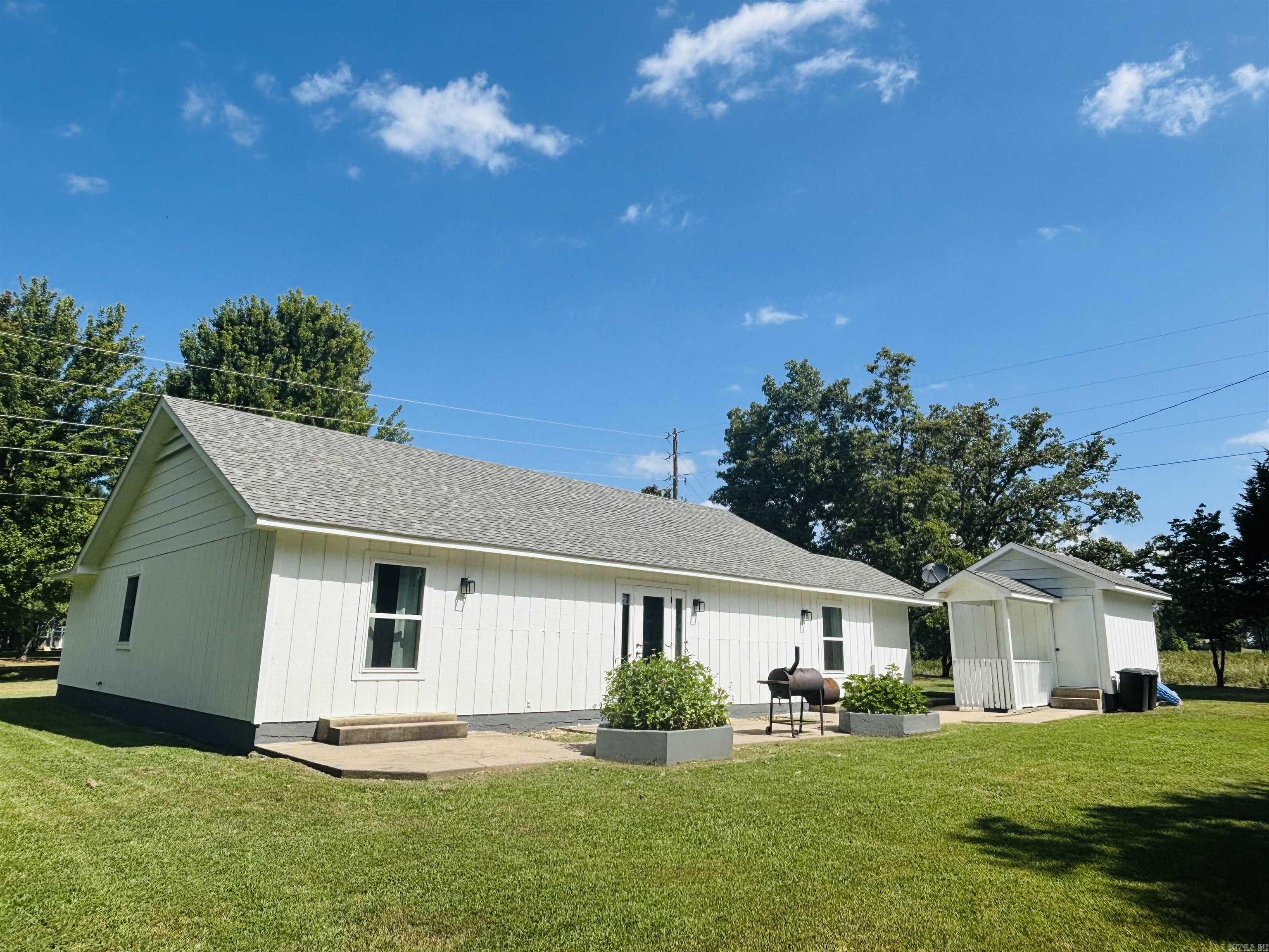 706 N 333 Highway Marshall, AR 72650