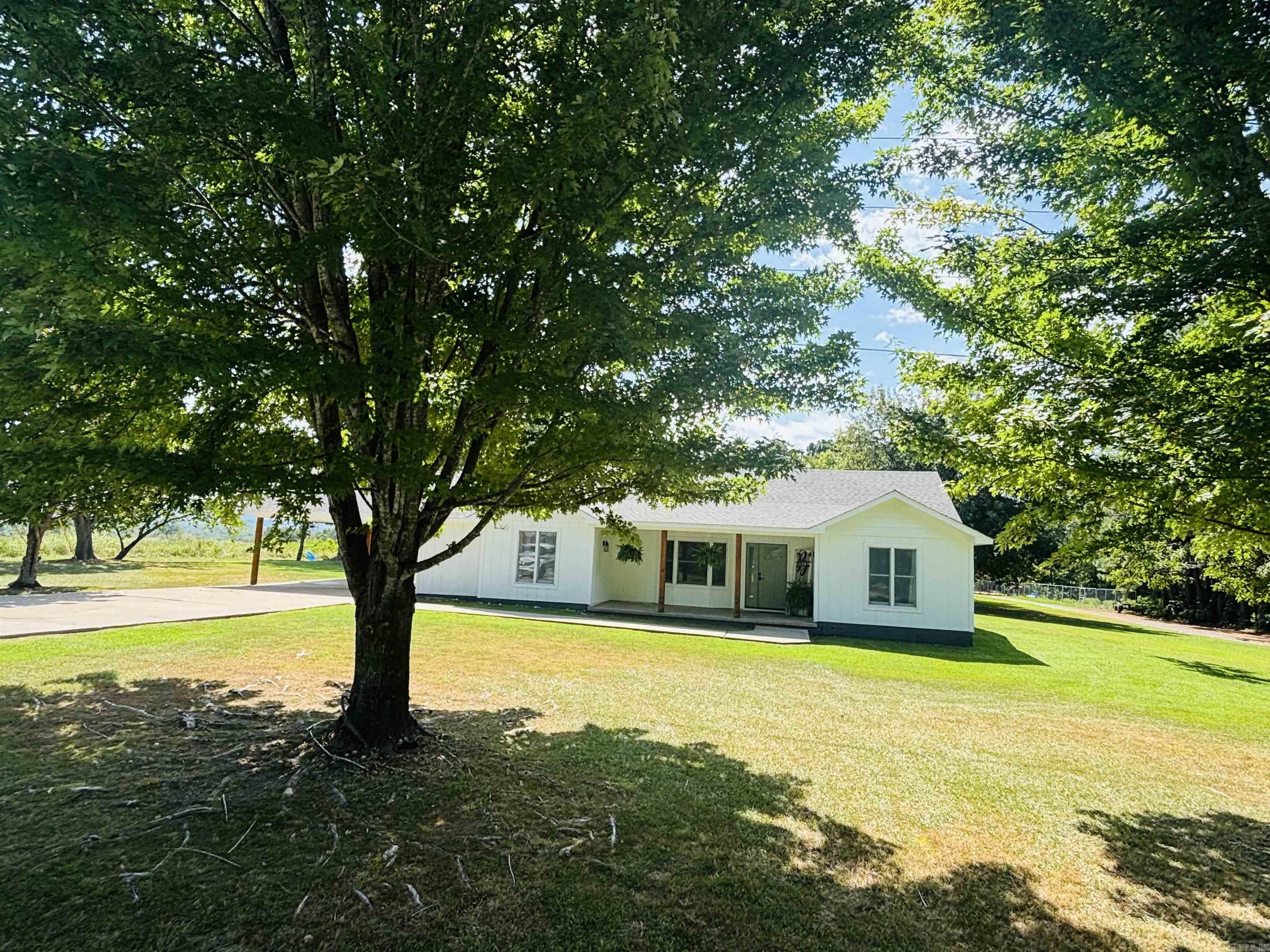 706 N 333 Highway Marshall, AR 72650