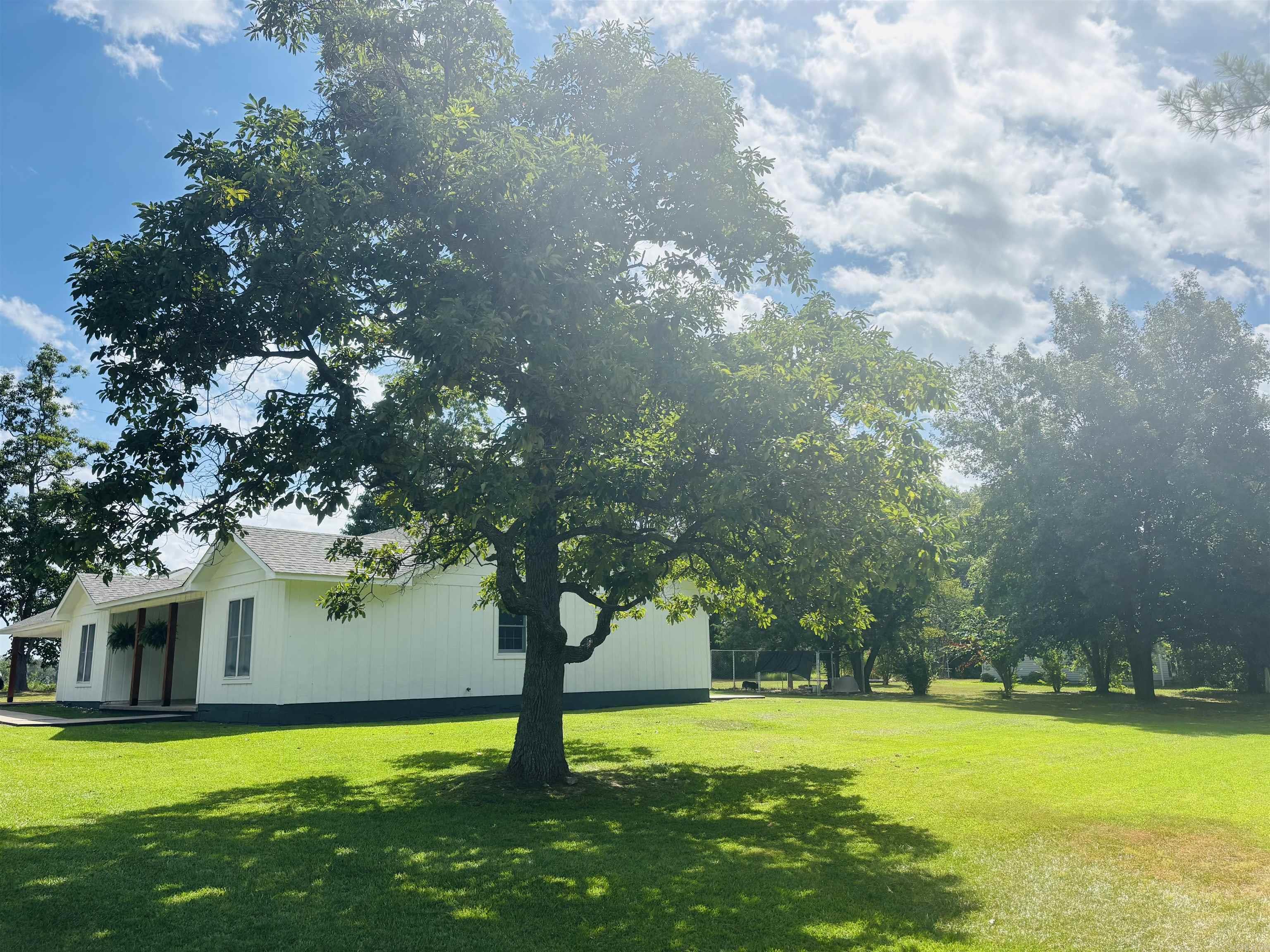 706 N 333 Highway Marshall, AR 72650