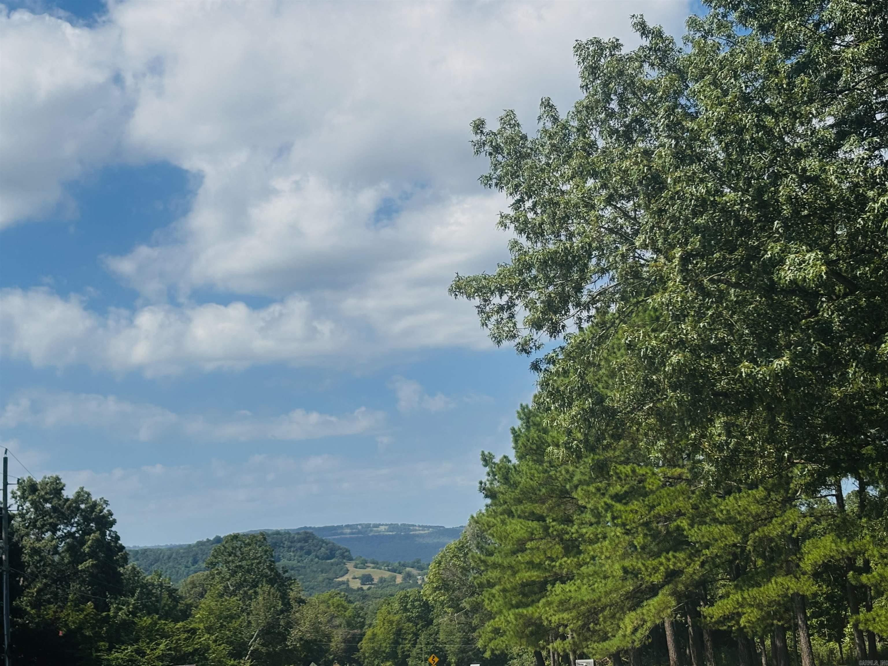 706 N 333 Highway Marshall, AR 72650