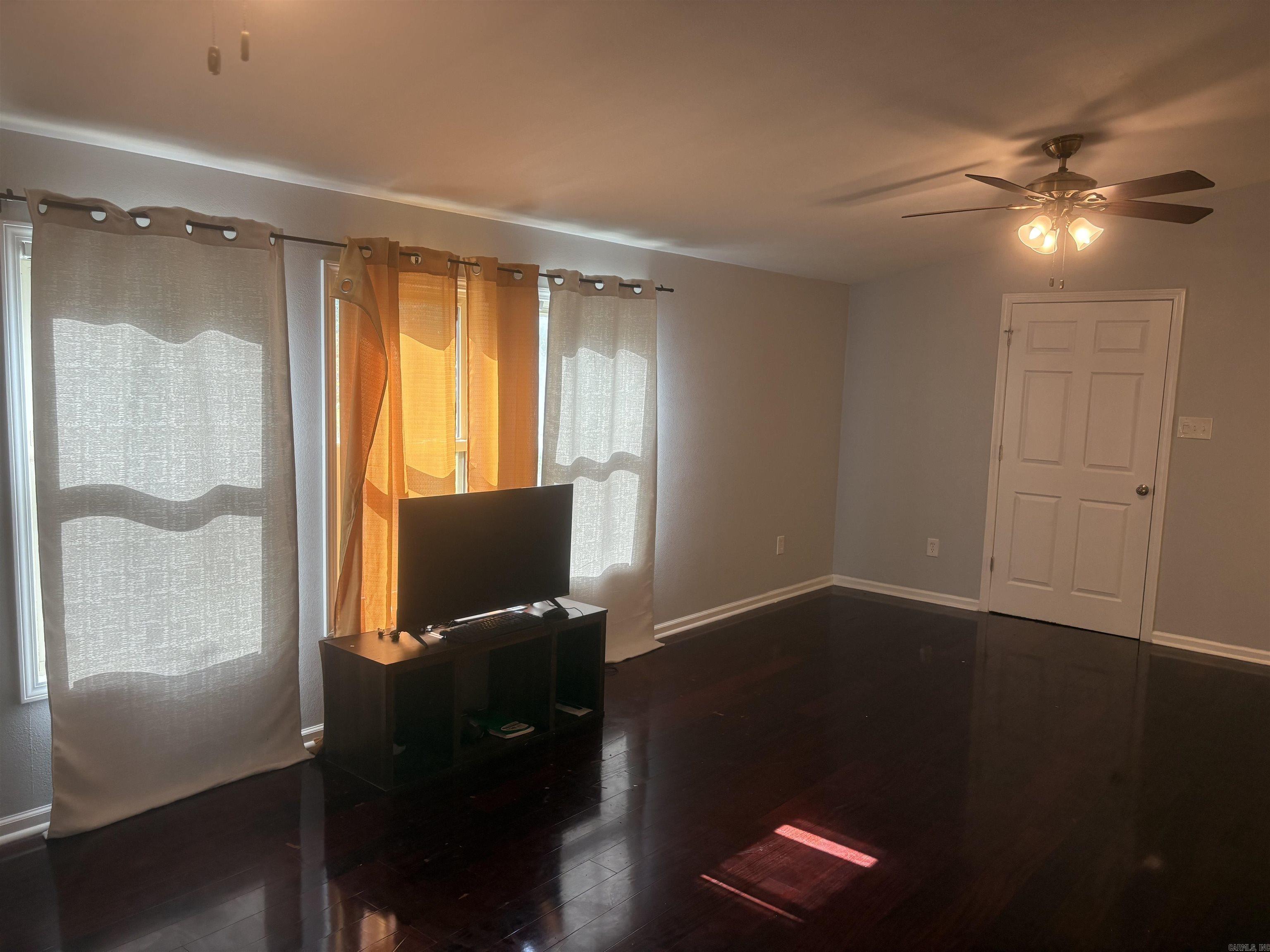 810 Troutman Rd  Benton, AR