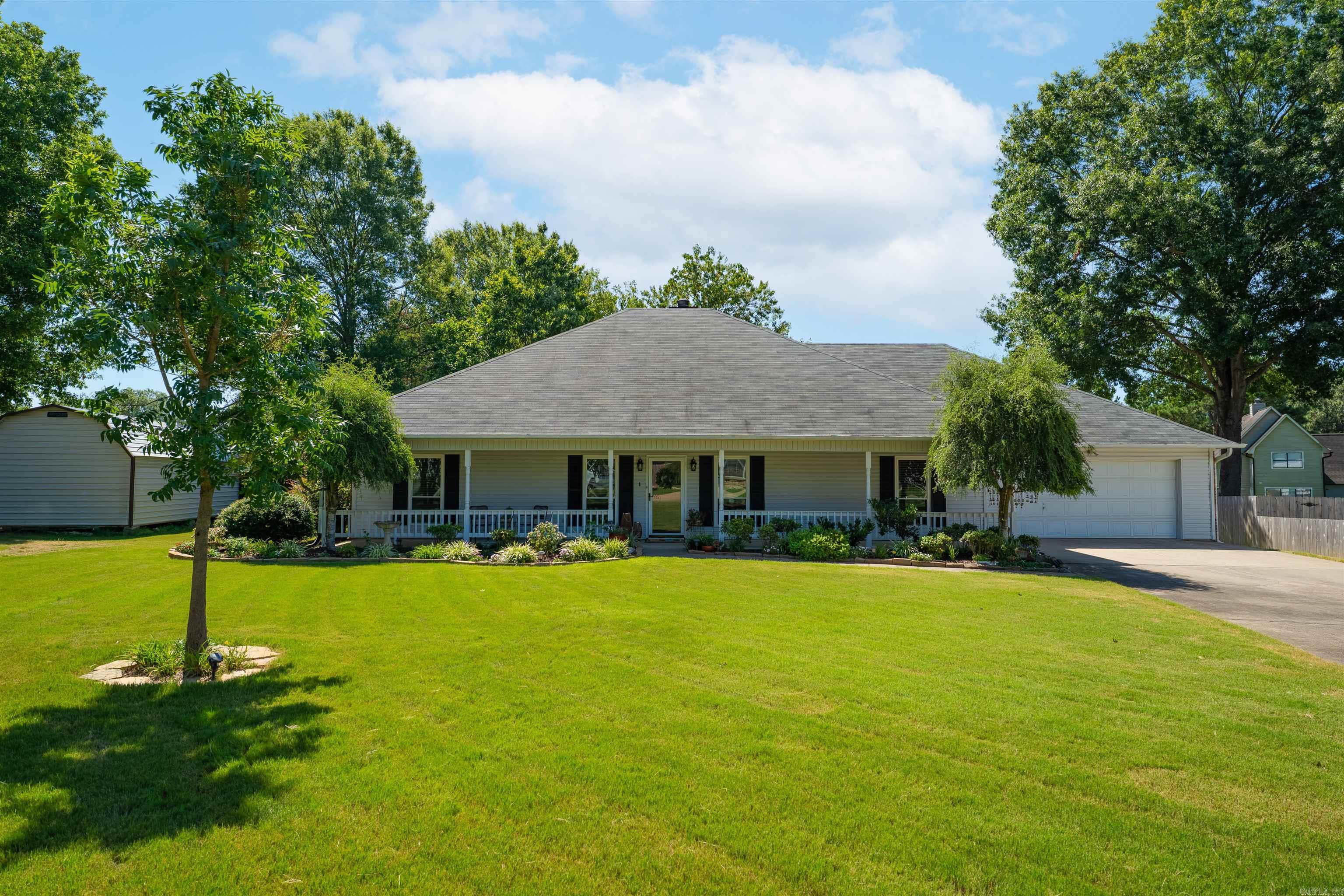 1 Club Court Jacksonville, AR 72076