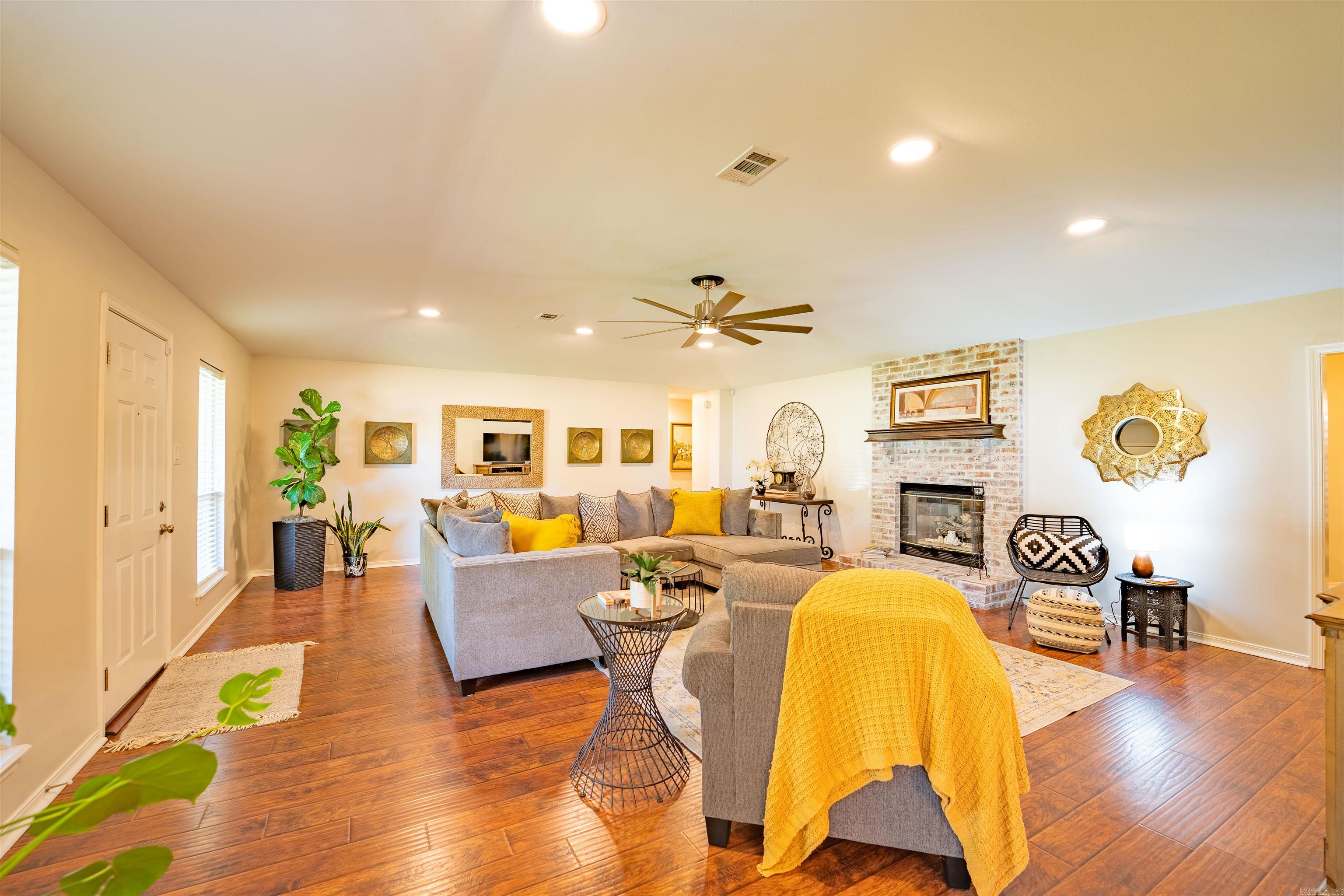 1 Club Court Jacksonville, AR 72076