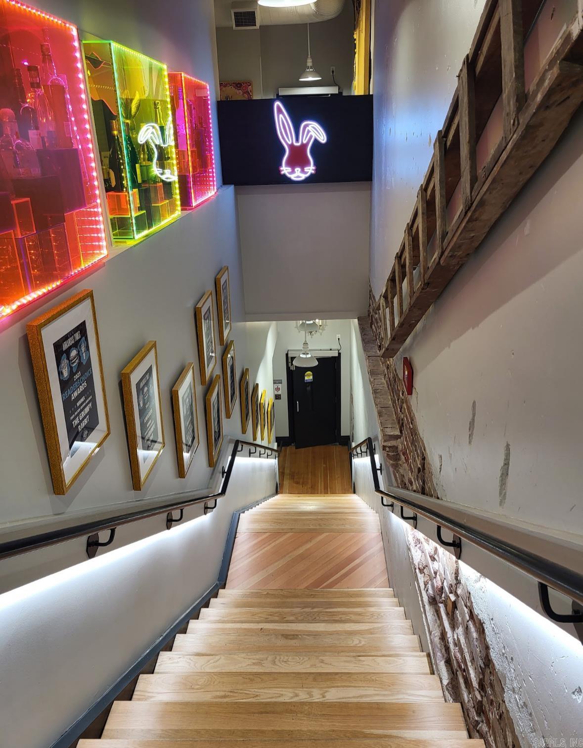 105 W Front  Lonoke, AR