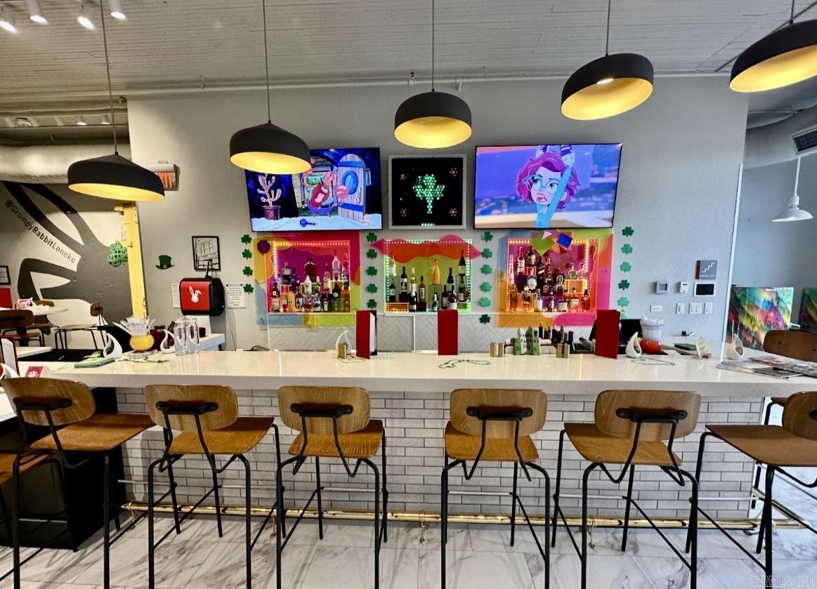 105 W Front  Lonoke, AR