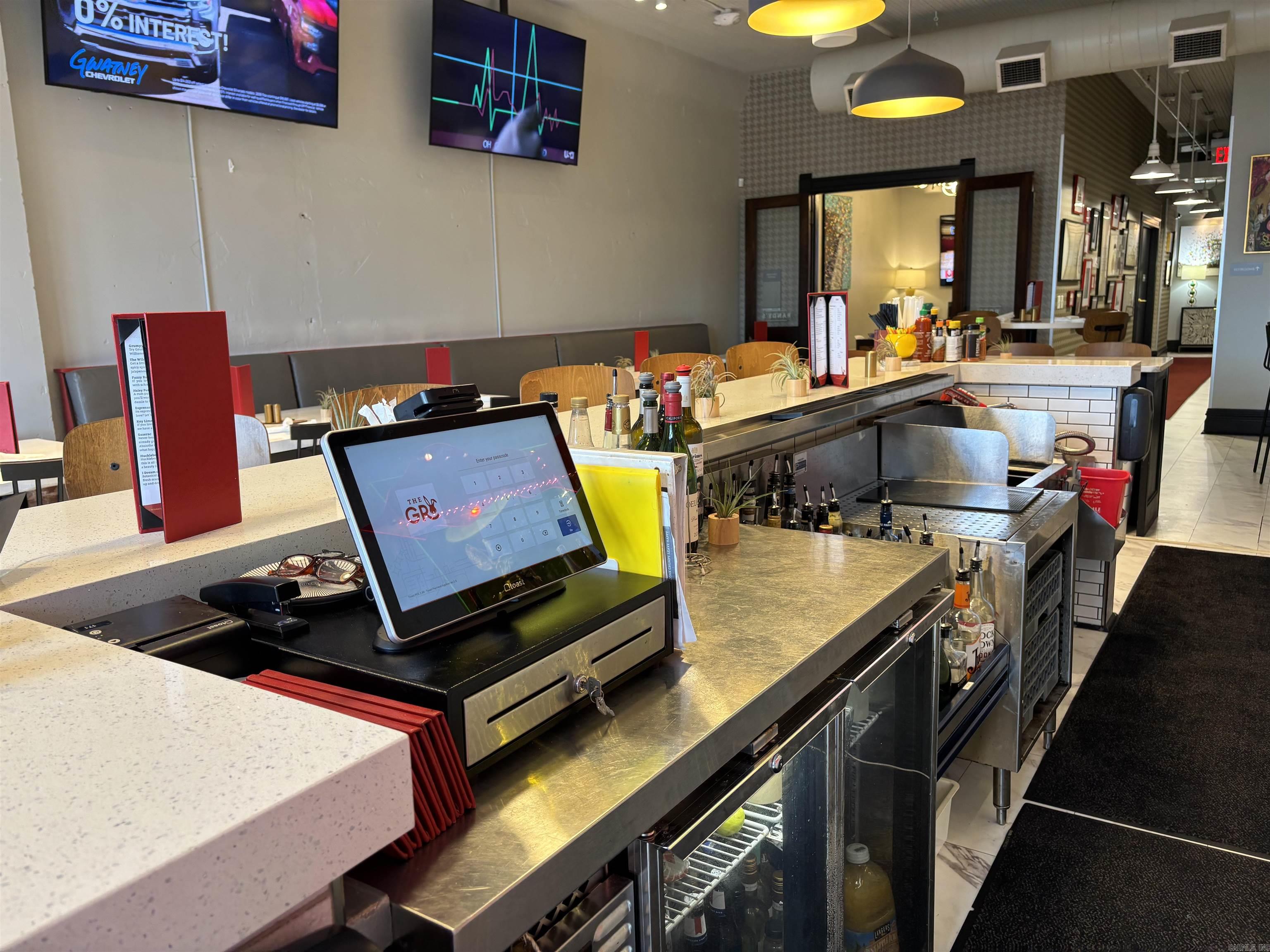 105 W Front  Lonoke, AR