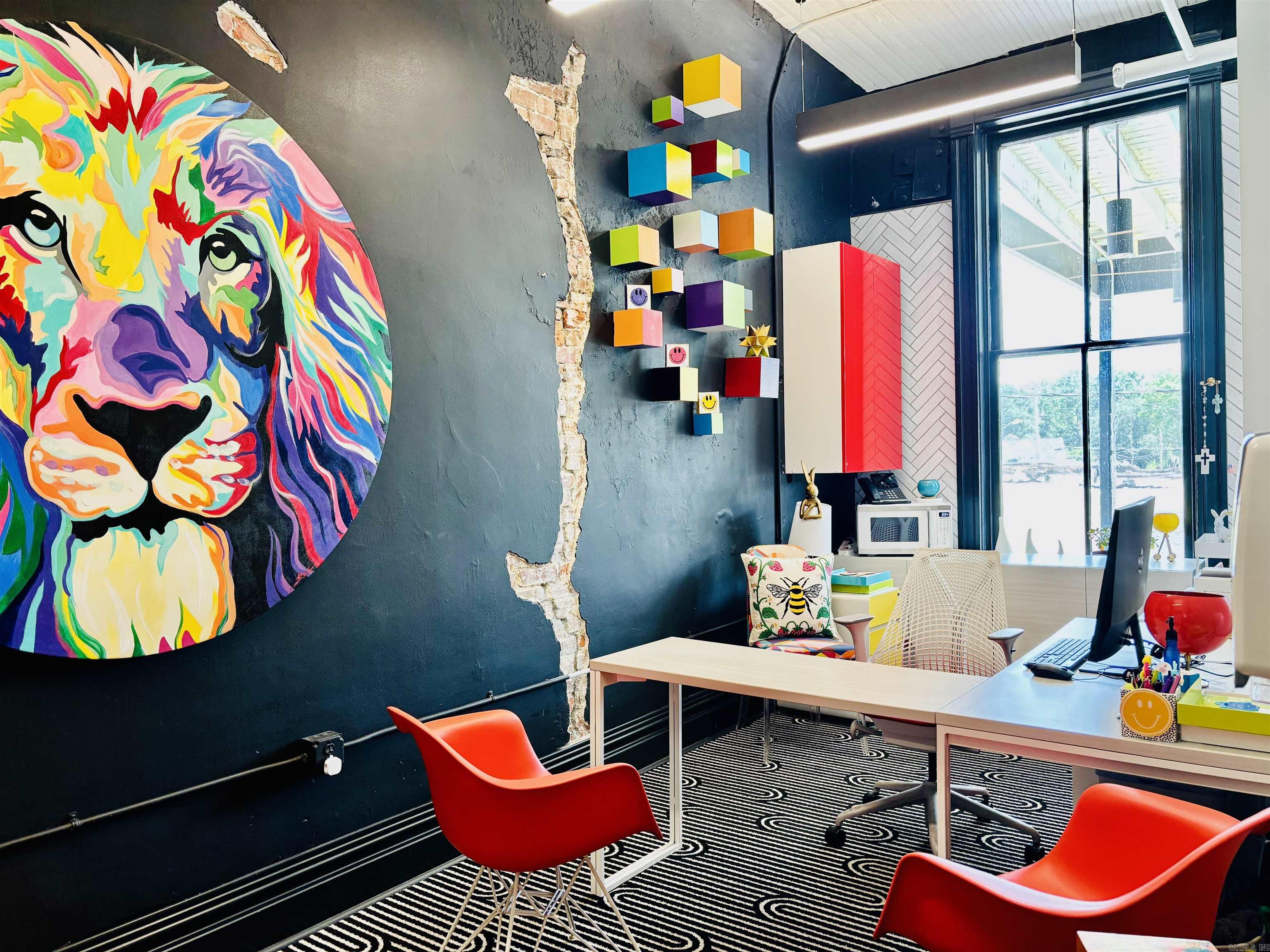 105 W Front  Lonoke, AR