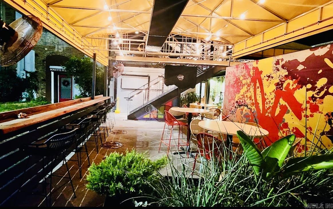 105 W Front  Lonoke, AR