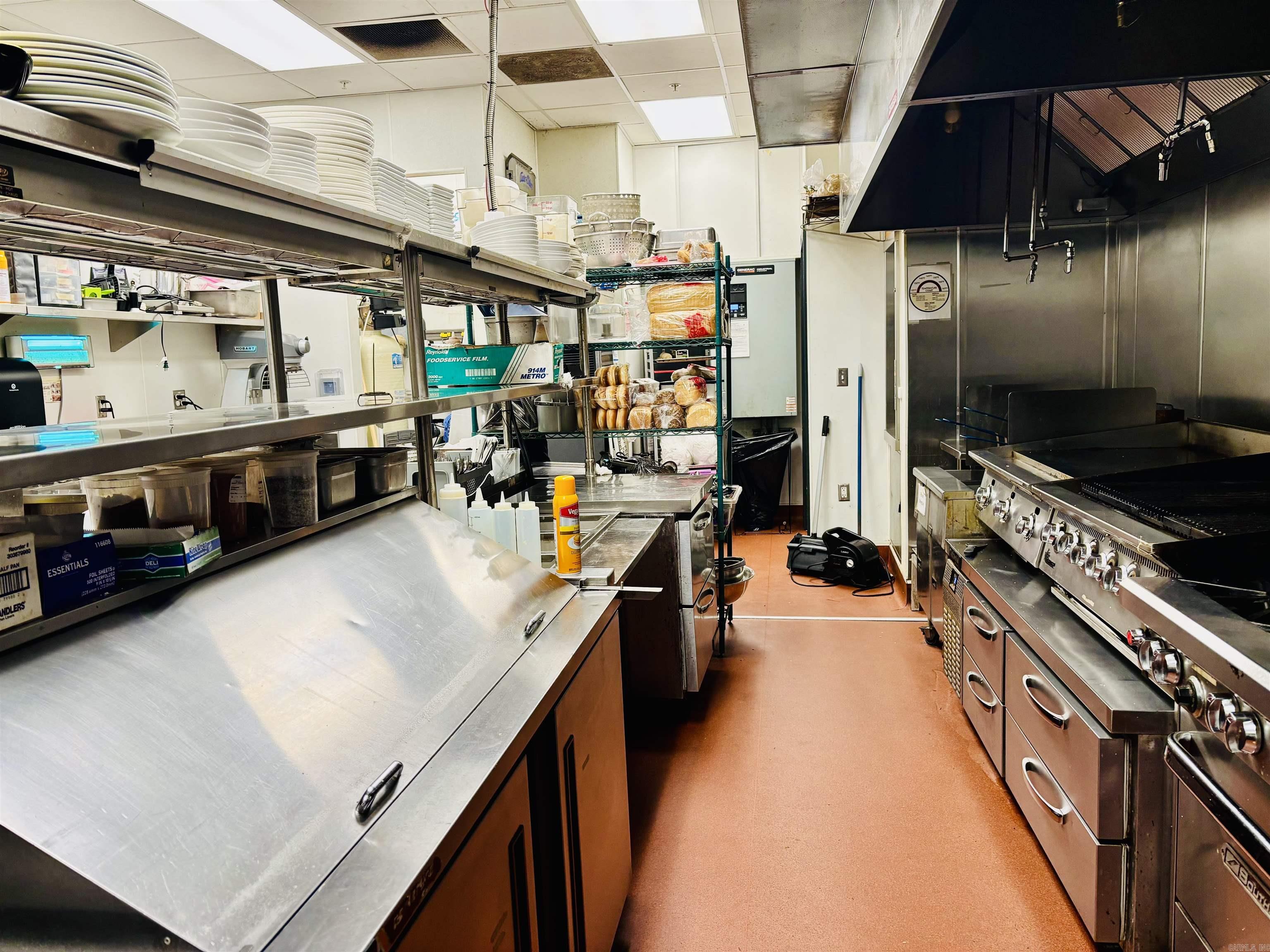 105 W Front  Lonoke, AR