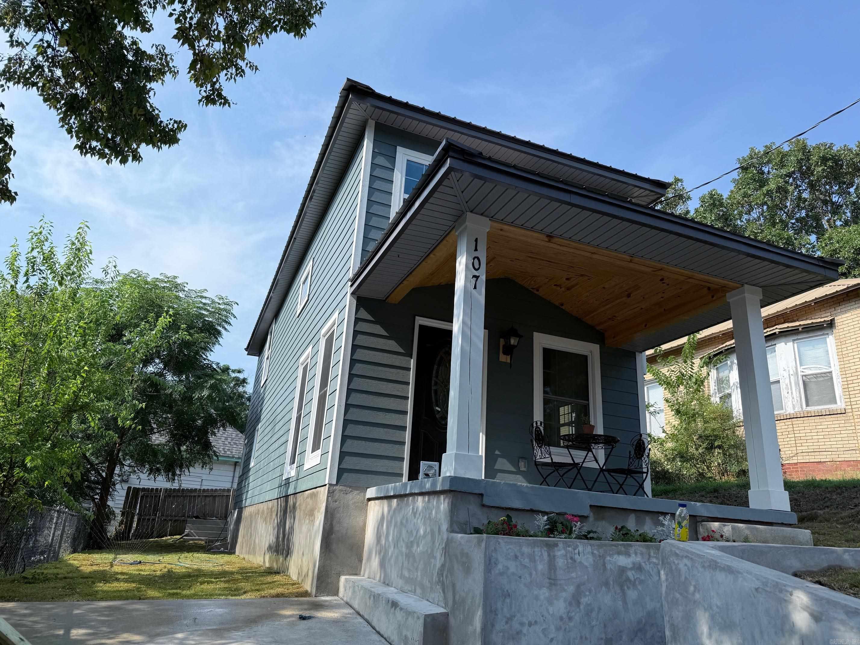 107 Liberty Street Hot Springs, AR 71913