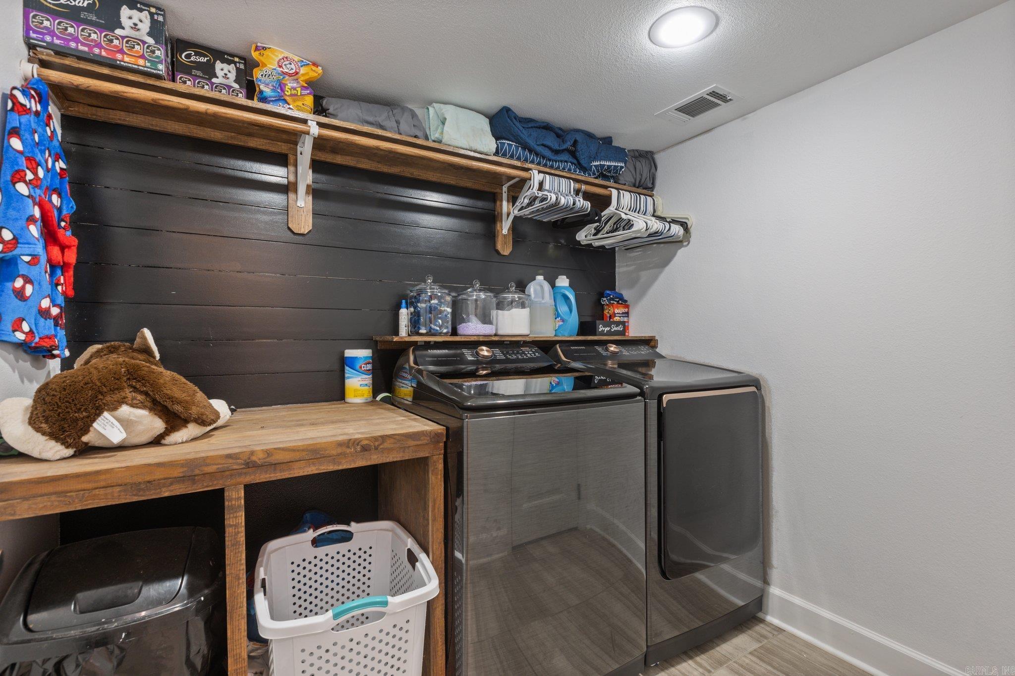 6898 Grace Village  Alexander, AR