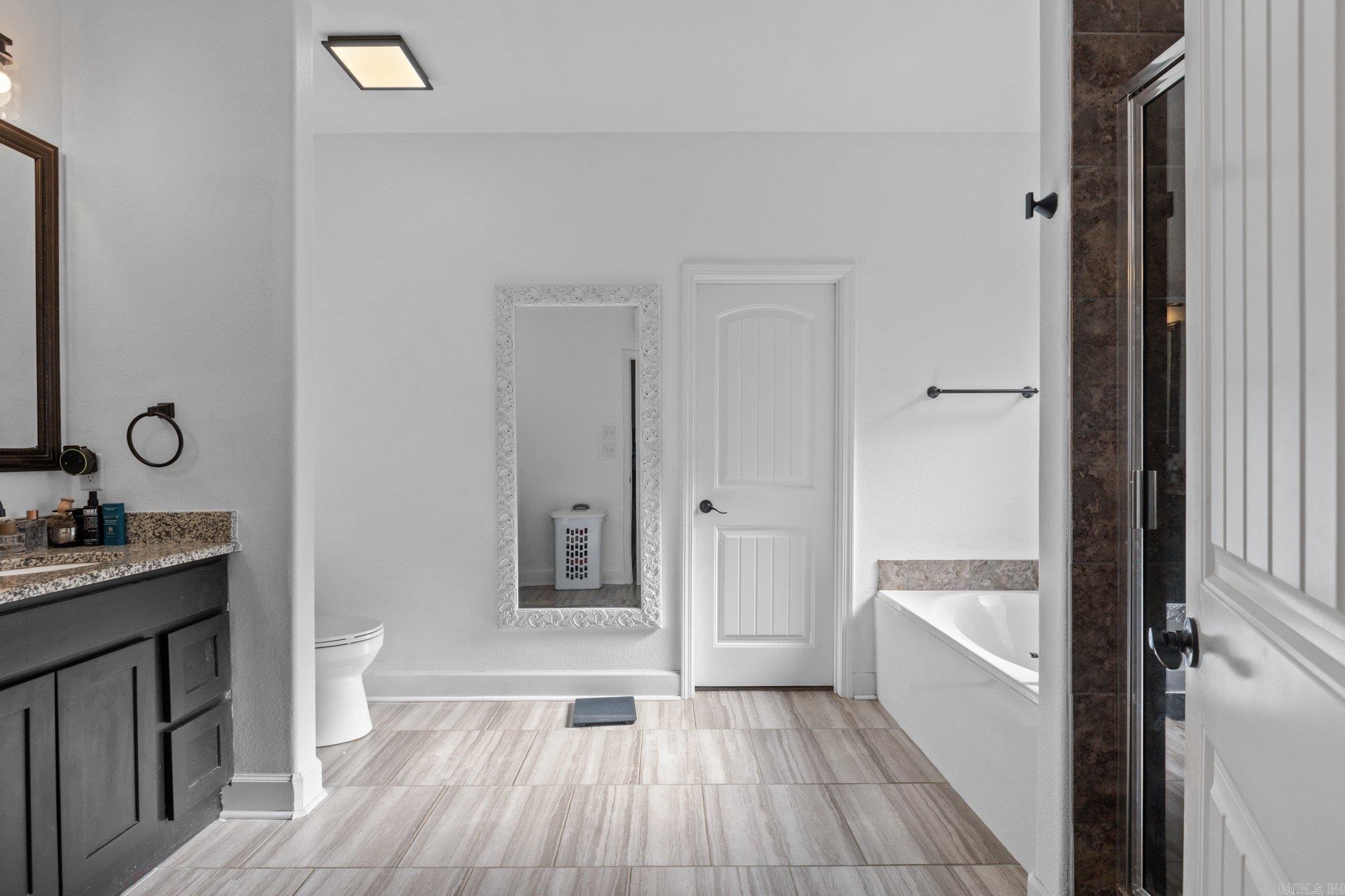 6898 Grace Village  Alexander, AR