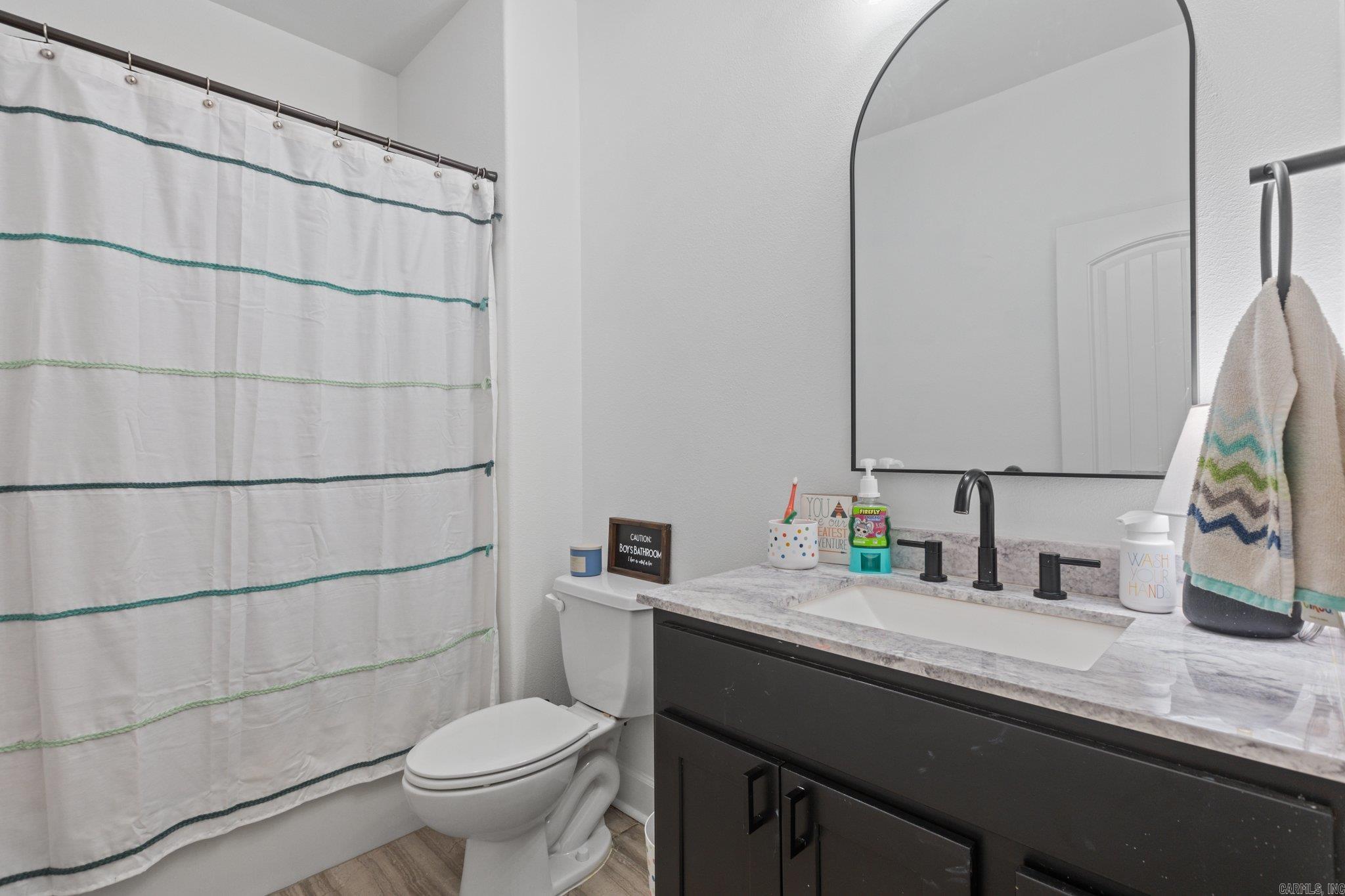 6898 Grace Village  Alexander, AR