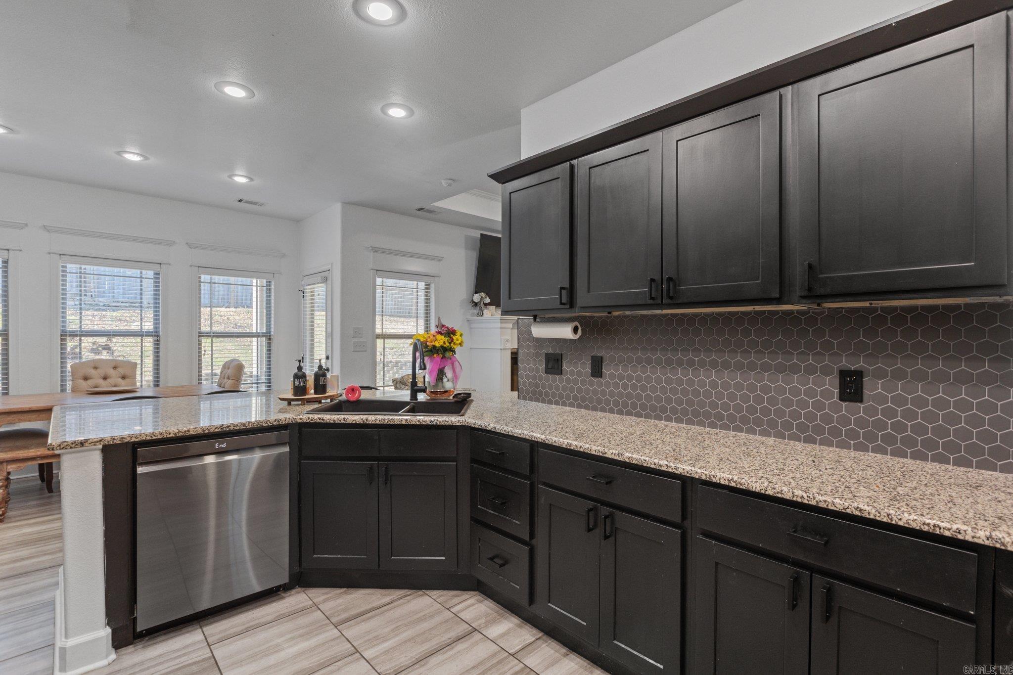 6898 Grace Village  Alexander, AR