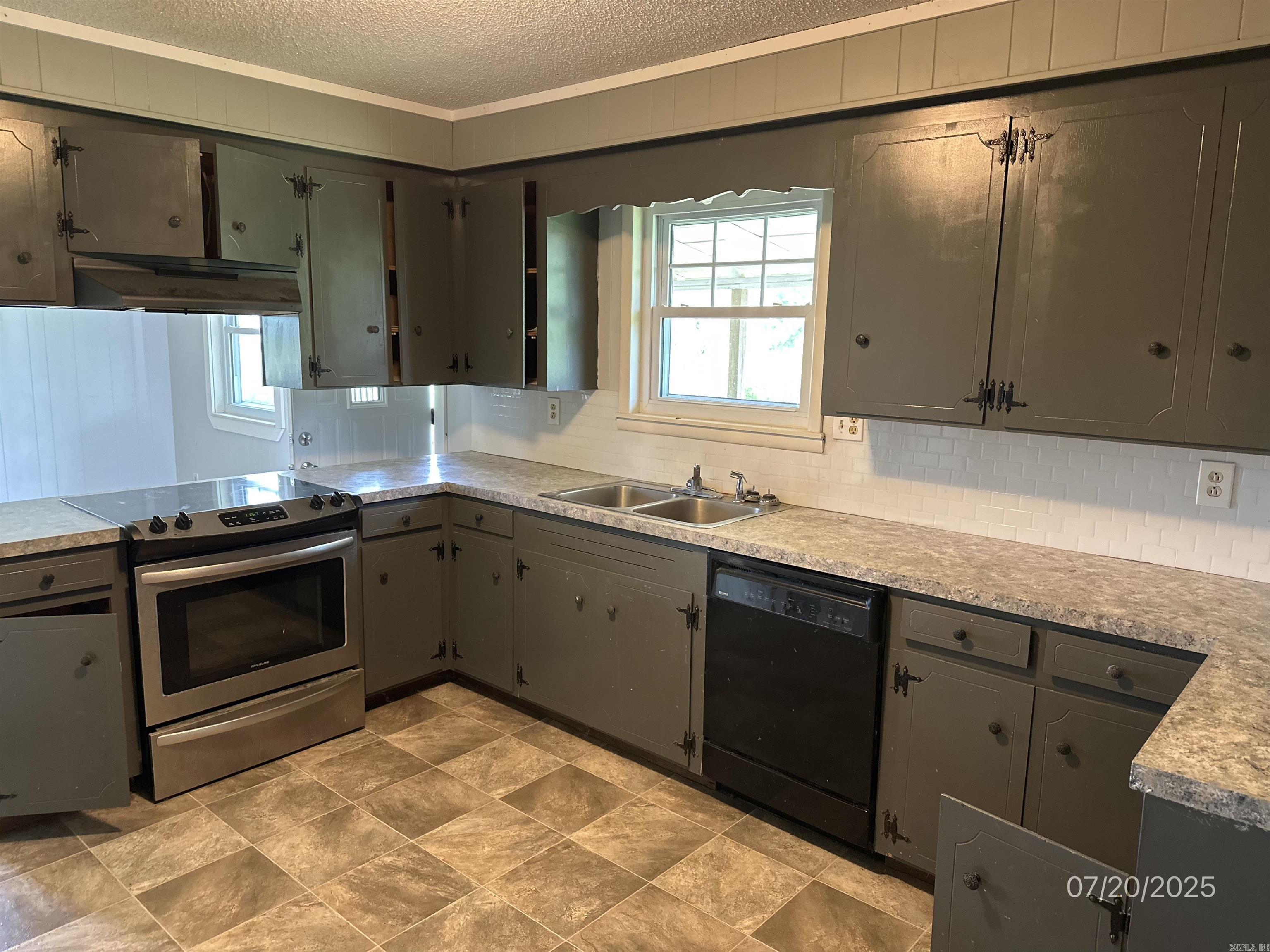 61 NC 6086  Jasper, AR