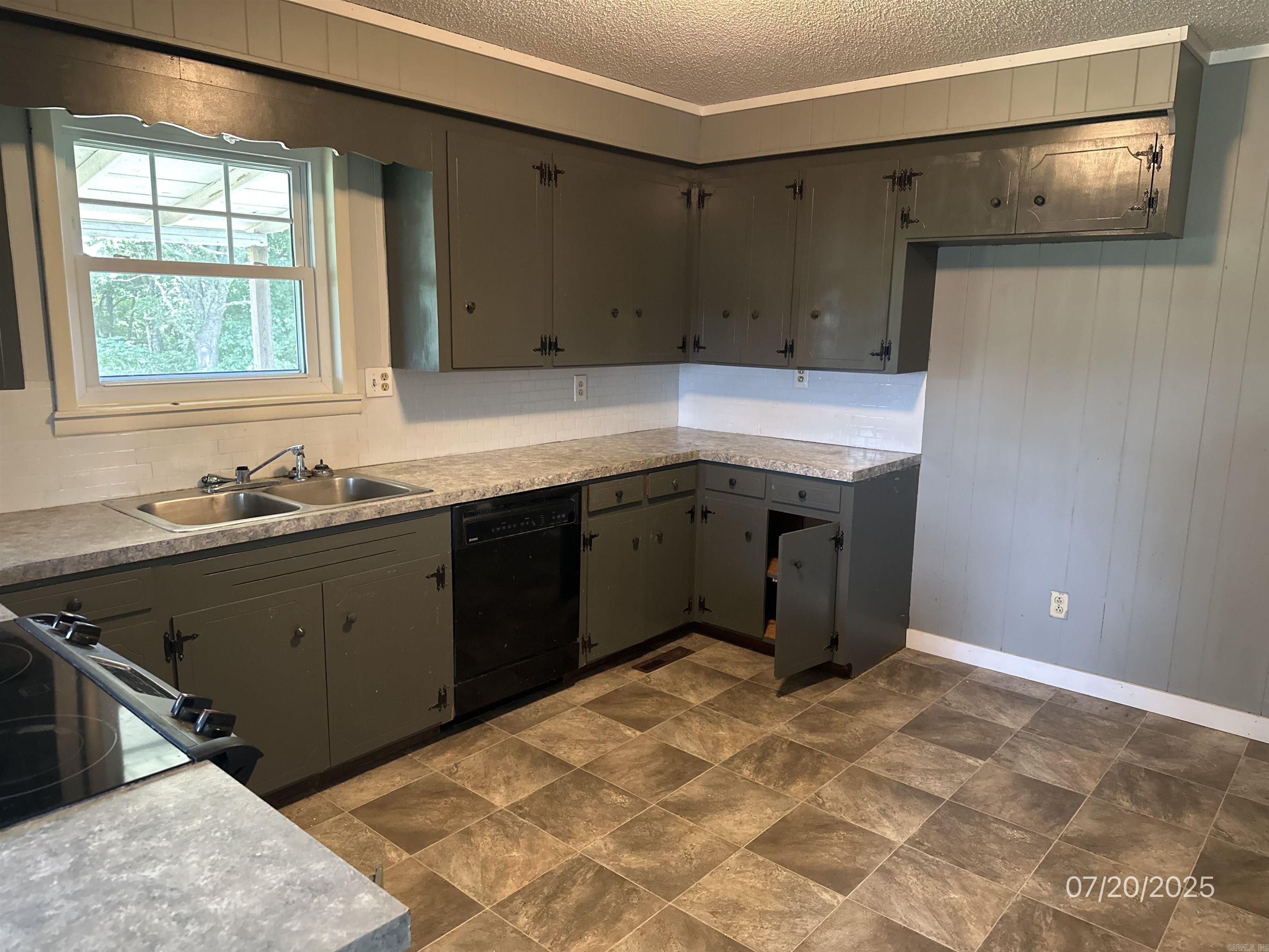 61 NC 6086  Jasper, AR