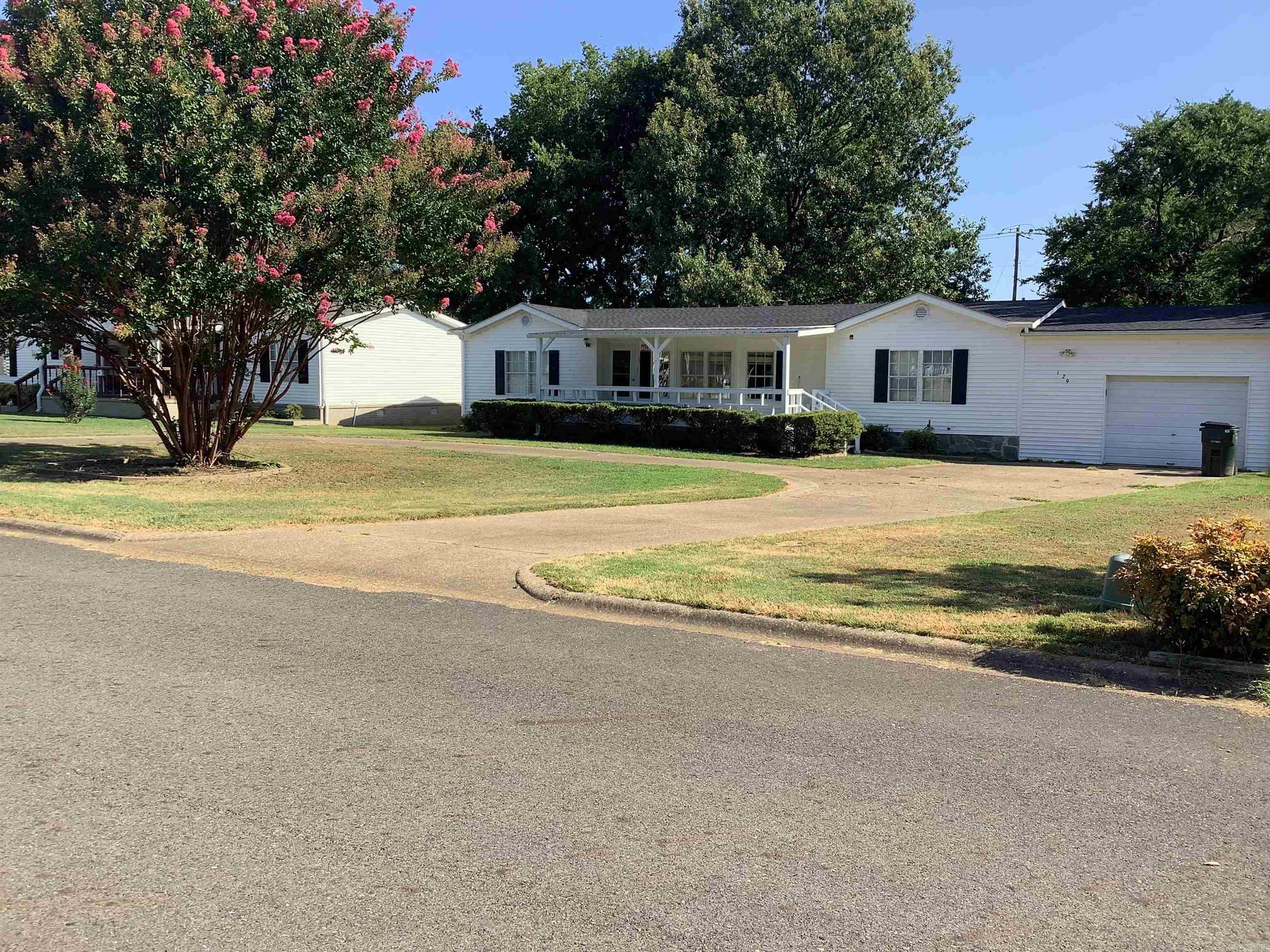 129  Century  Hot Springs, AR