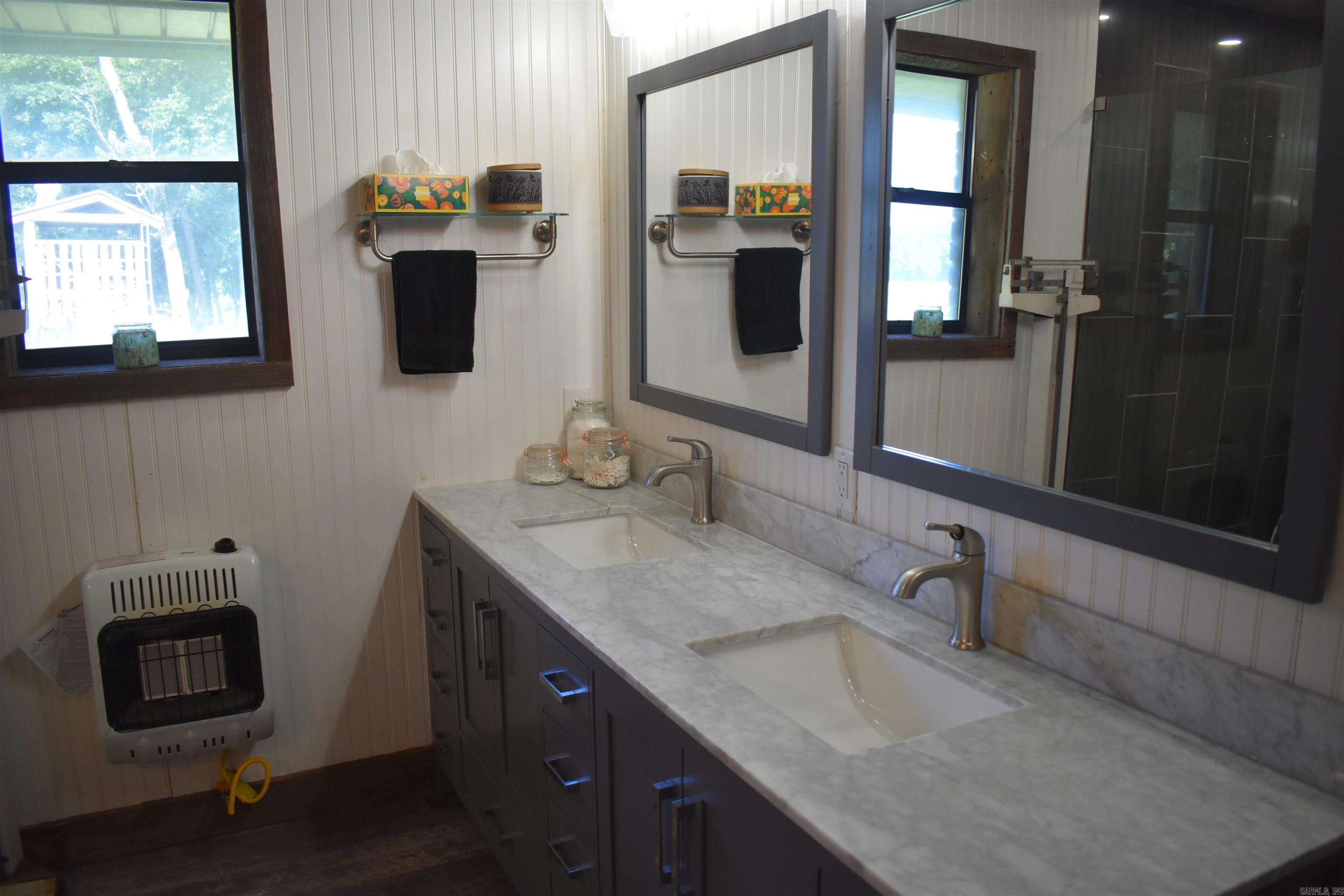 158 CLC Lane  Mena, AR