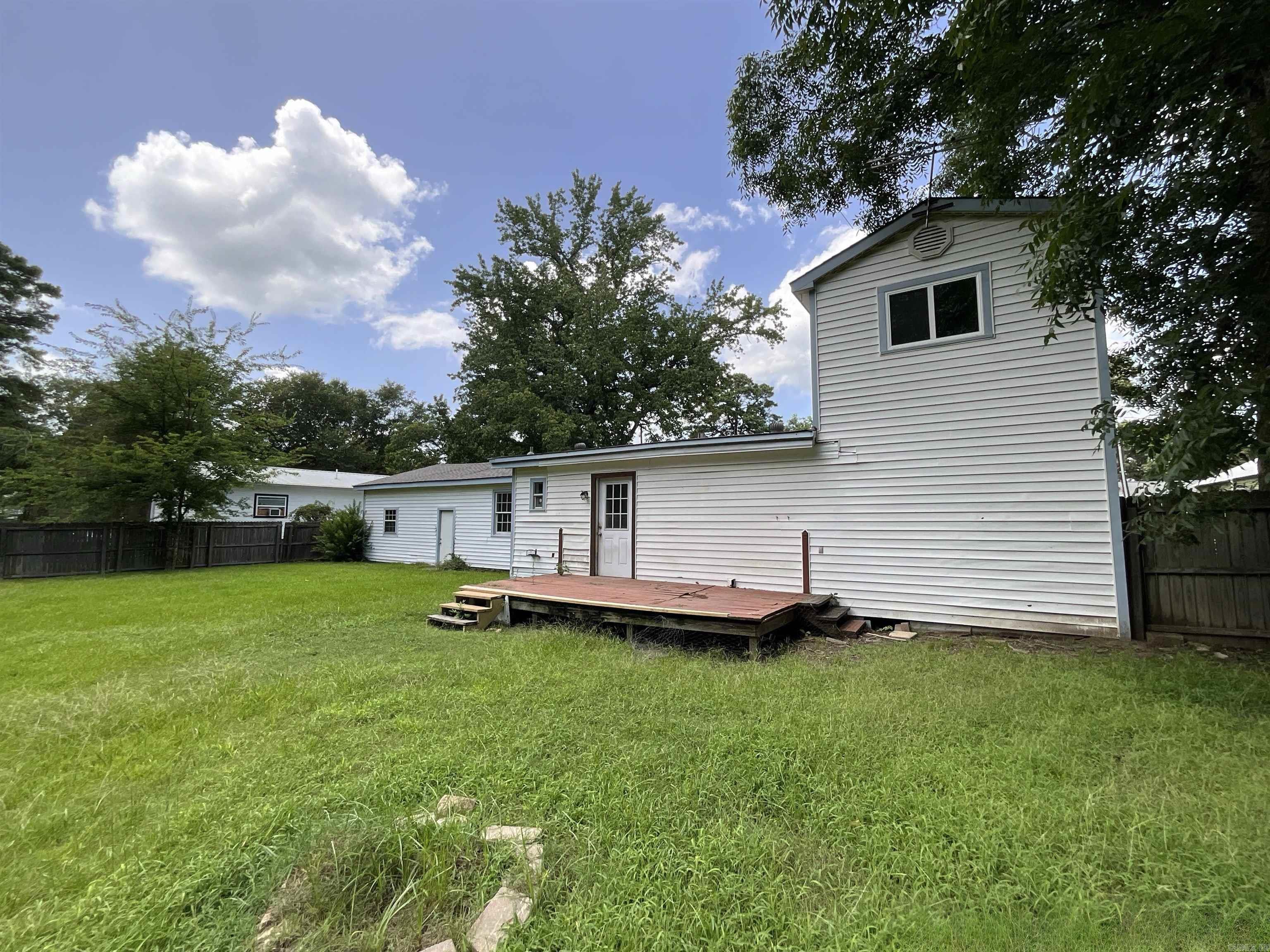 308 E Douglas  Jefferson, TX