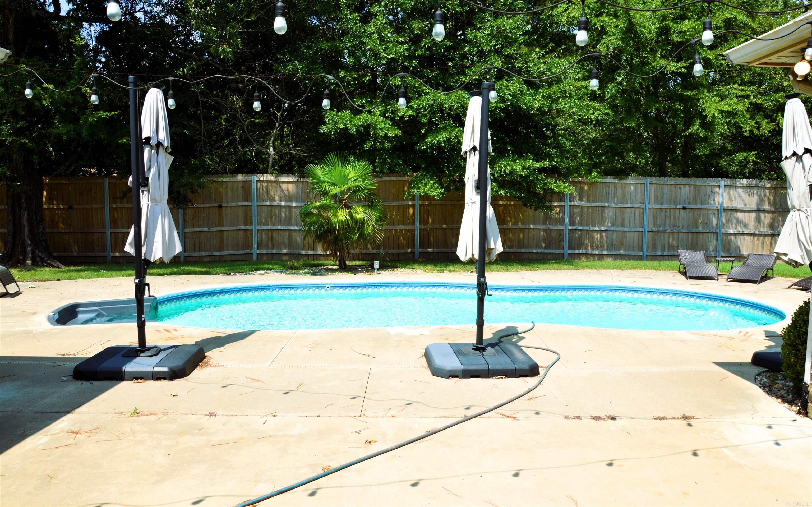 6601 Country Hills Drive Texarkana, AR 71854-2725