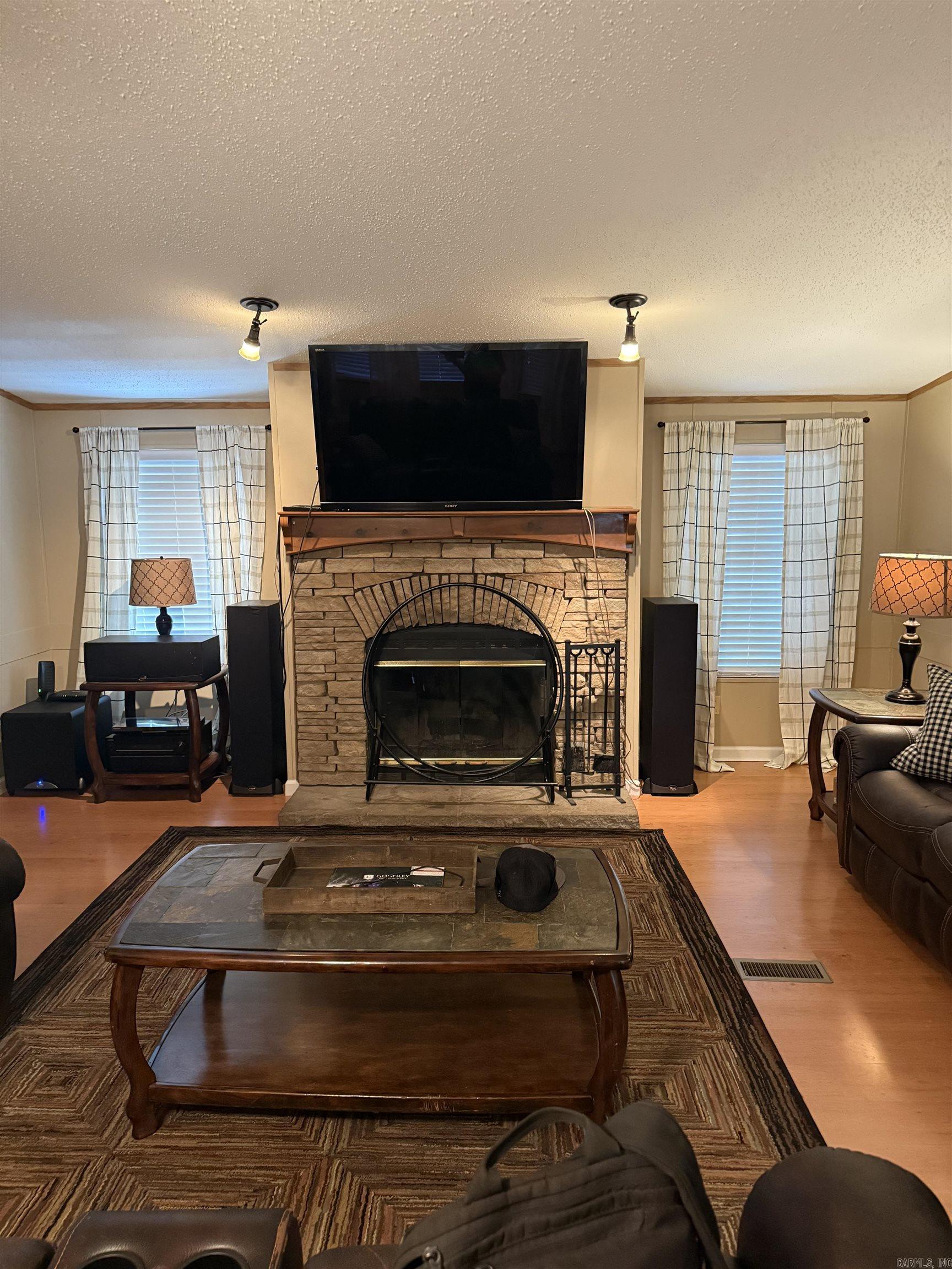 150 Hazelwood Drive Greers Ferry, AR 72067