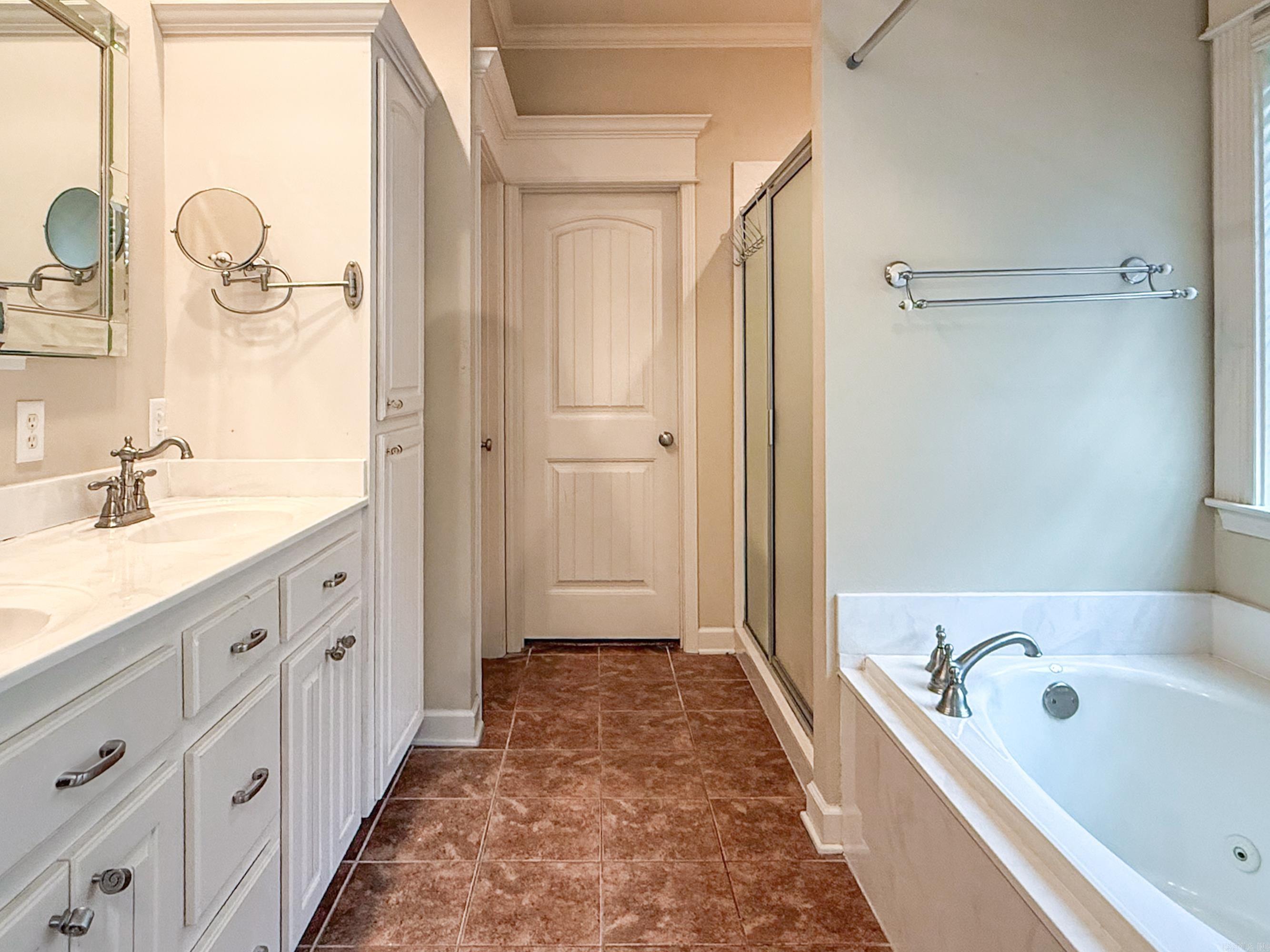 105 Valderrama Drive Benton, AR 72015